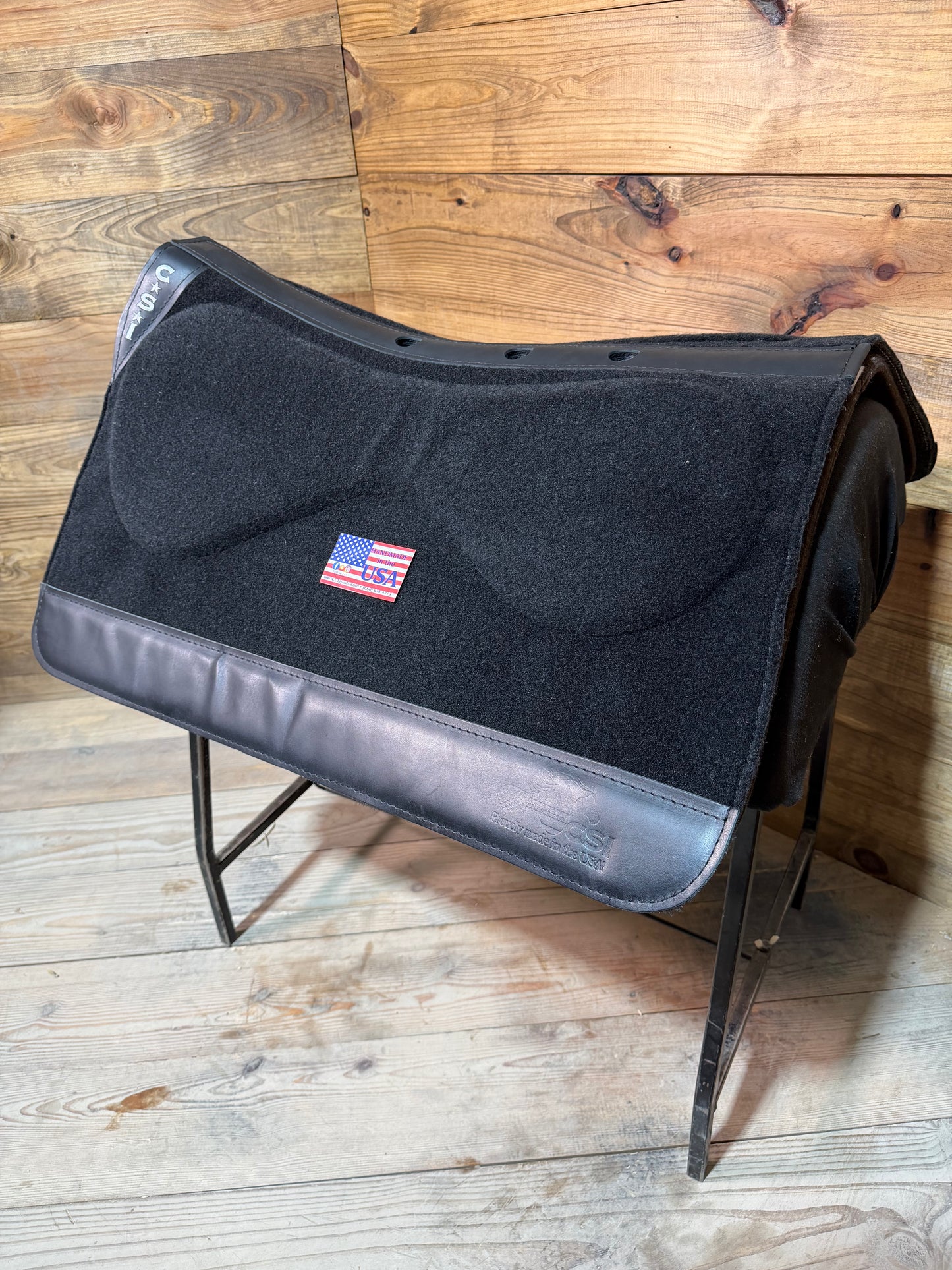 31 CSI Black Standard Western Cut Medium Saddle Pad