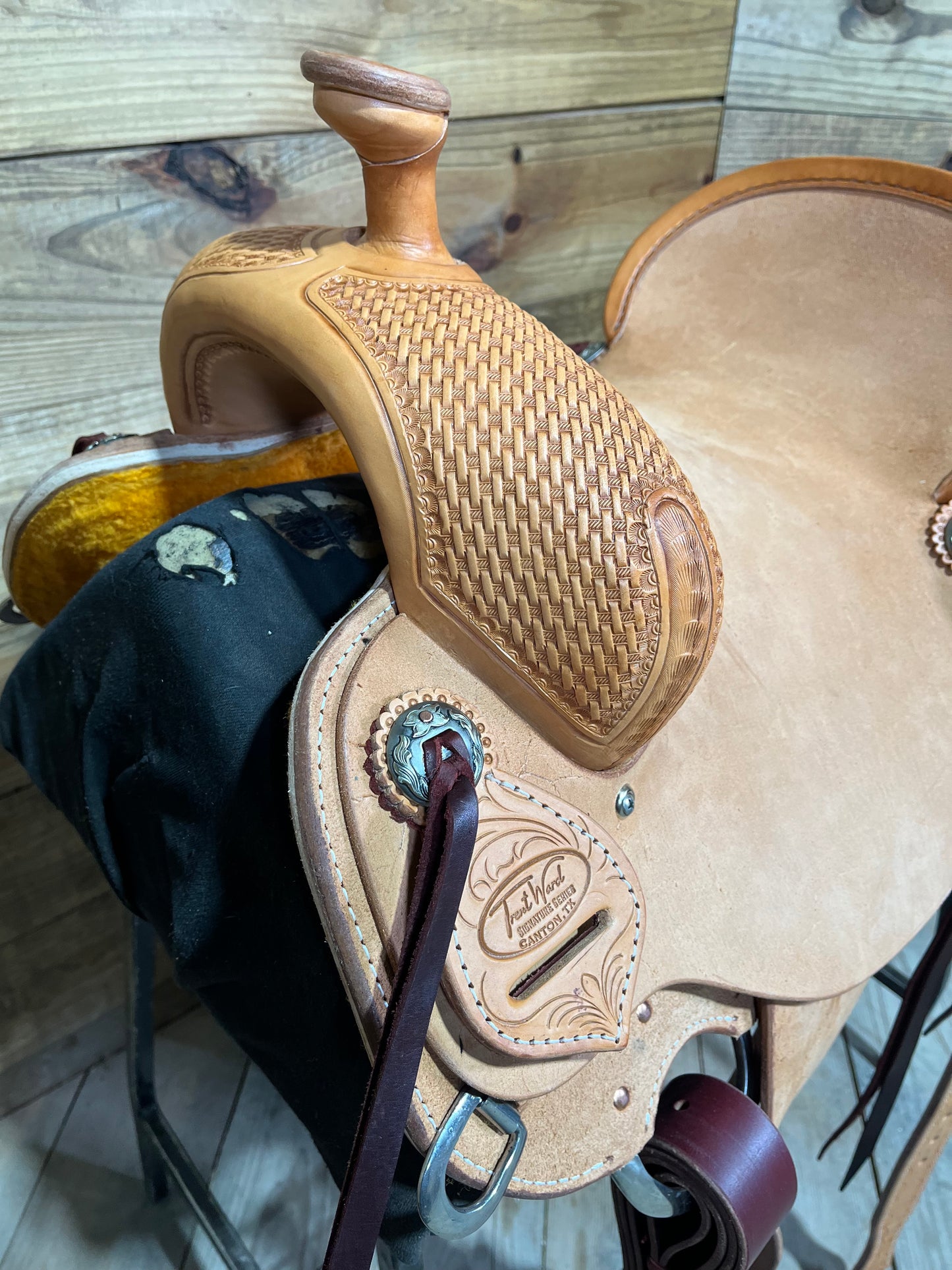 Trent Ward DL Cowhorse ISRS801-26