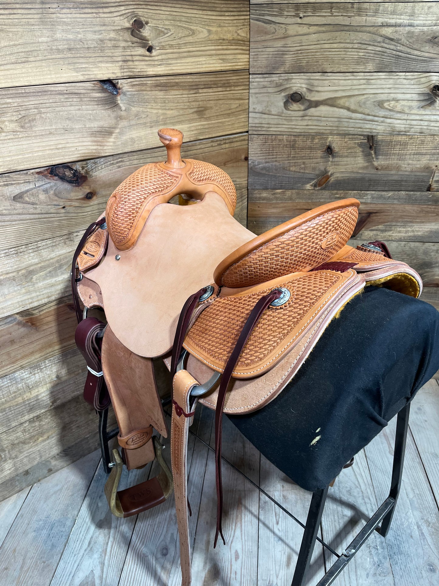 Trent Ward DL Cowhorse ISRS801-26