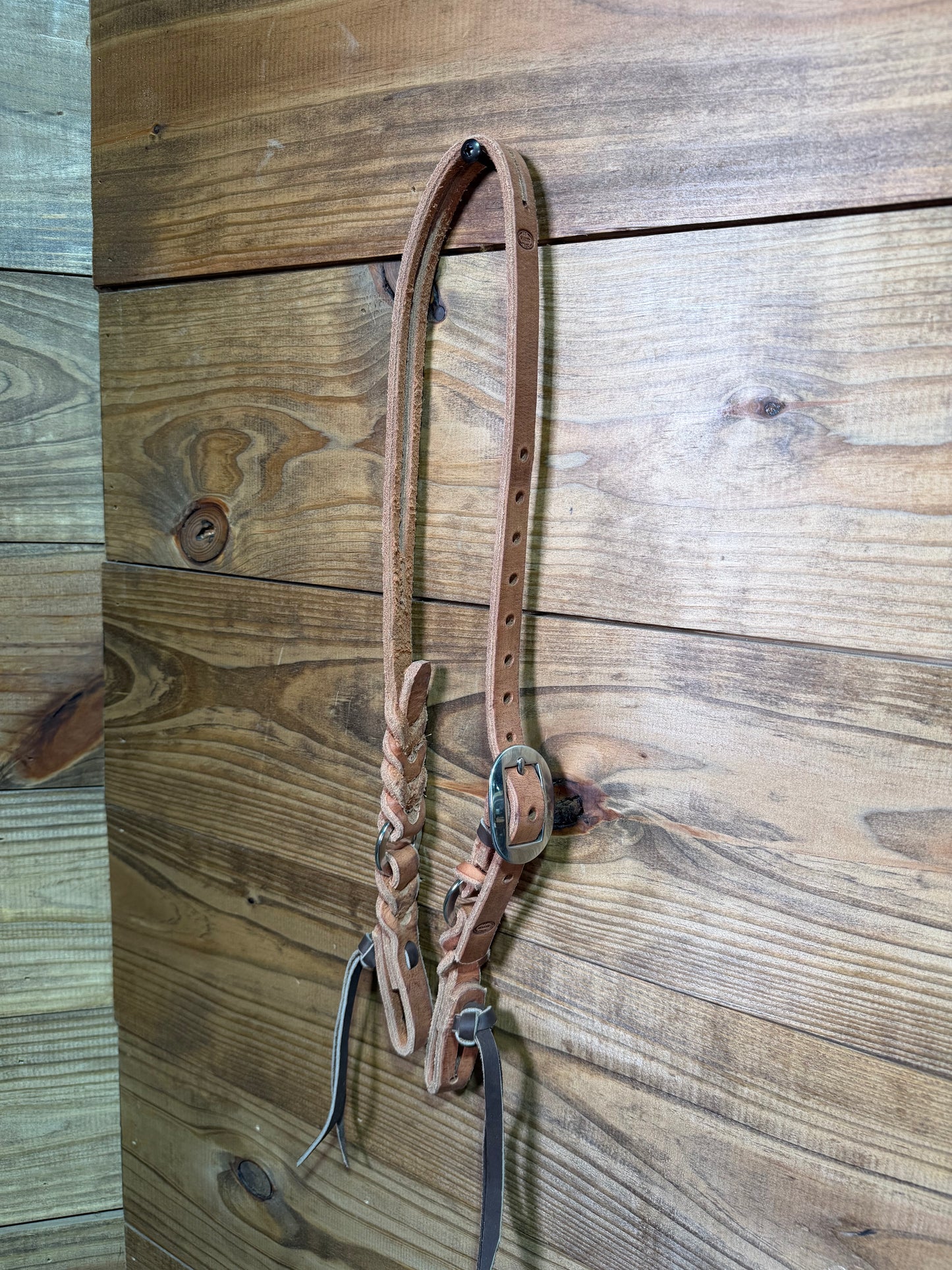 43 Slip Ear HS B's Maker Tack