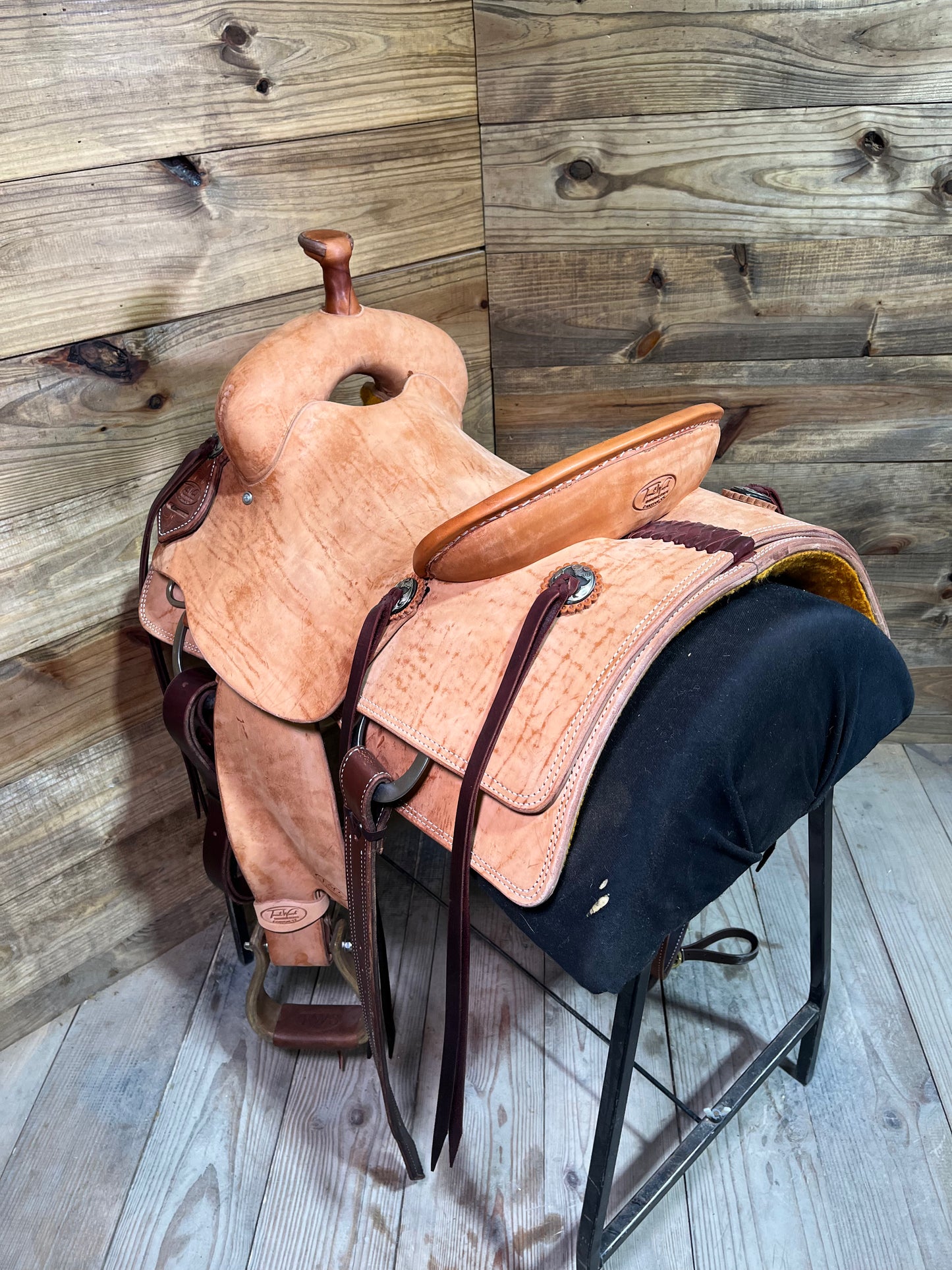 Trent Ward Signature BW Ranch Cutter ISRC372-25