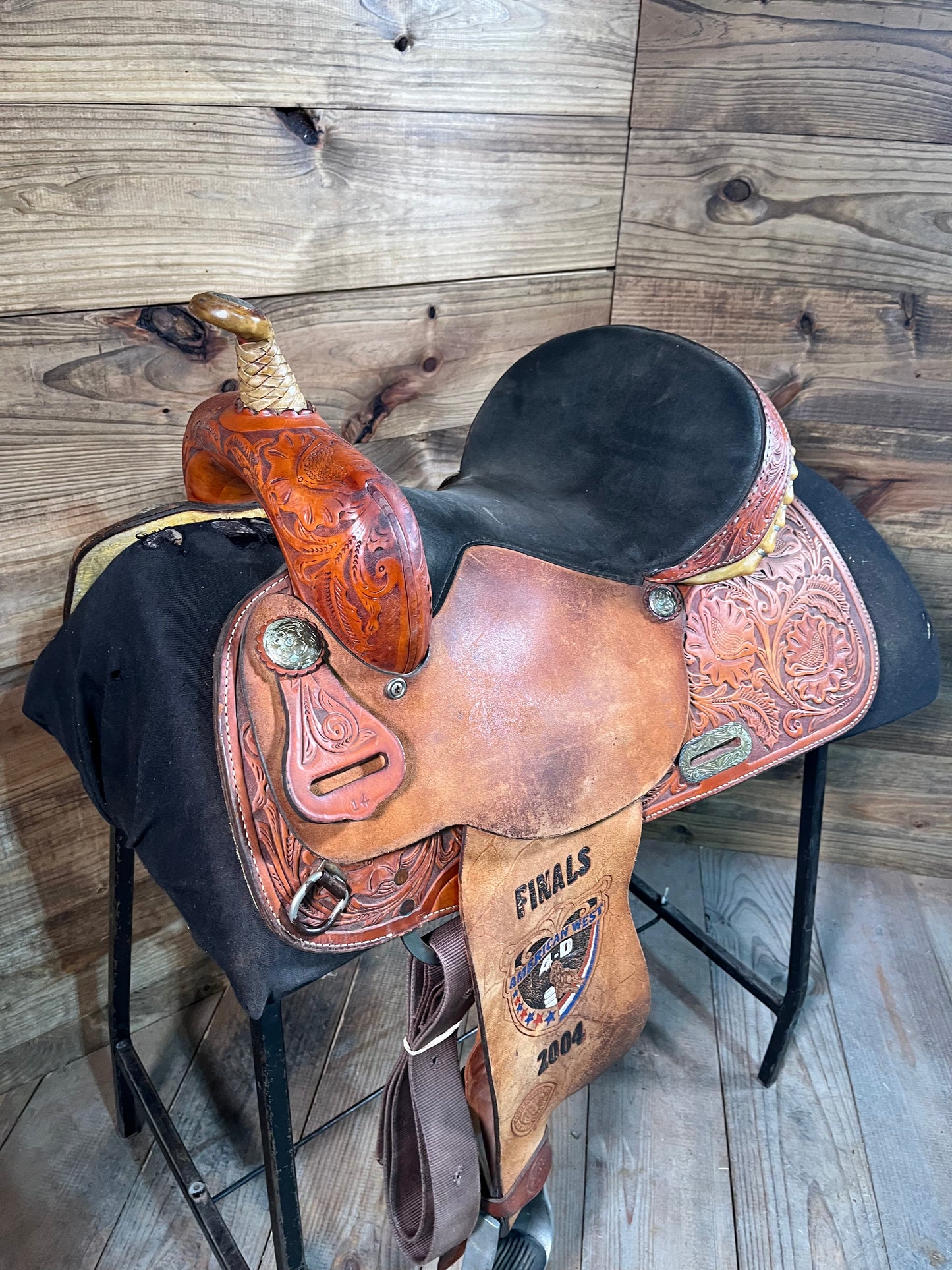 Hereford Barrel Saddle ISUSED1370