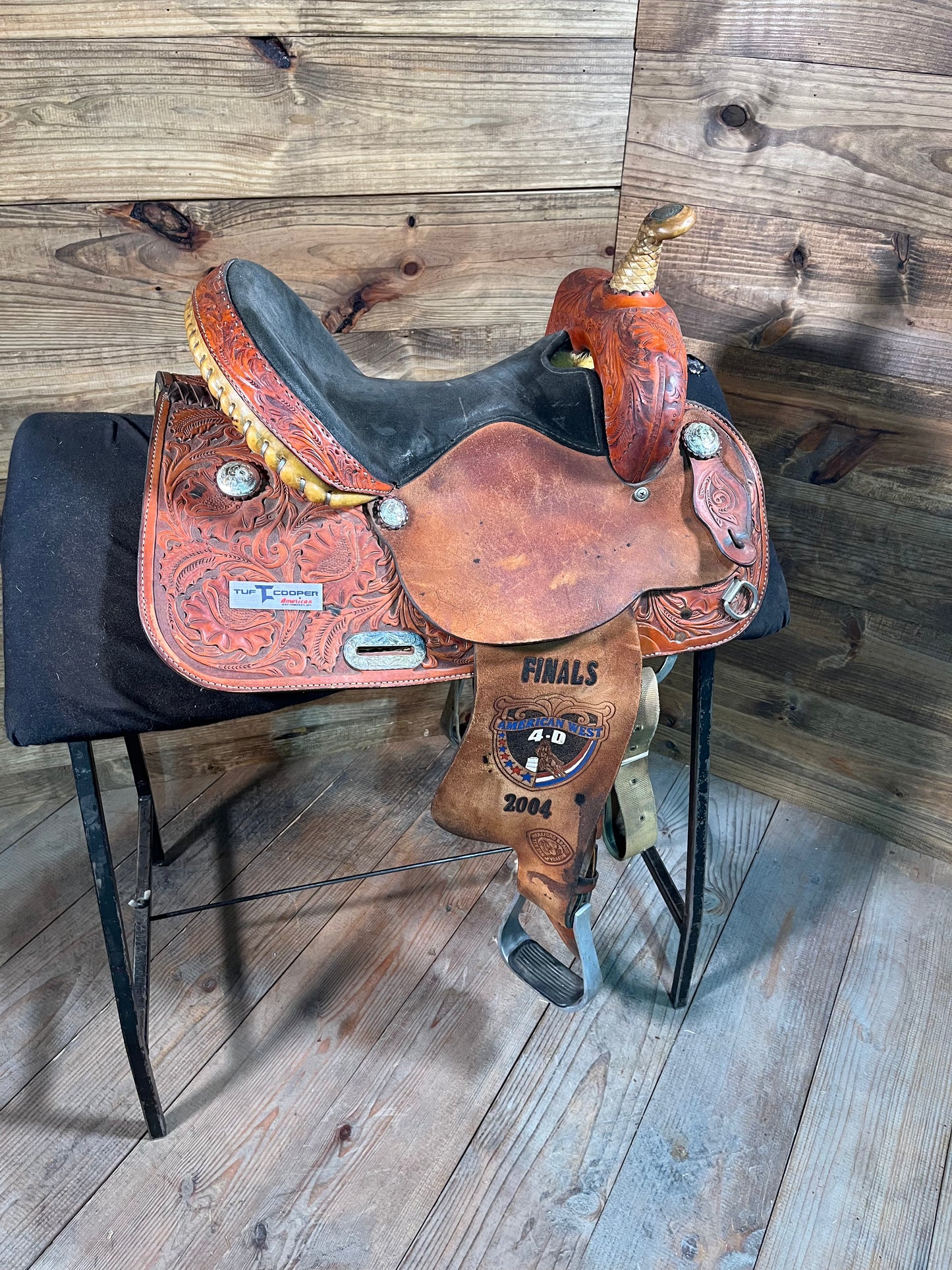 Hereford Barrel Saddle ISUSED1370