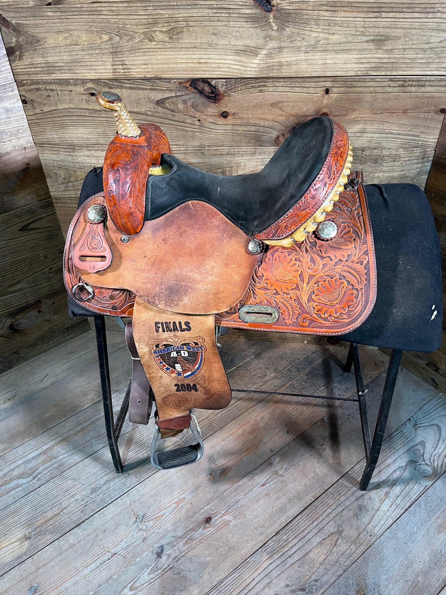 Hereford Barrel Saddle ISUSED1370