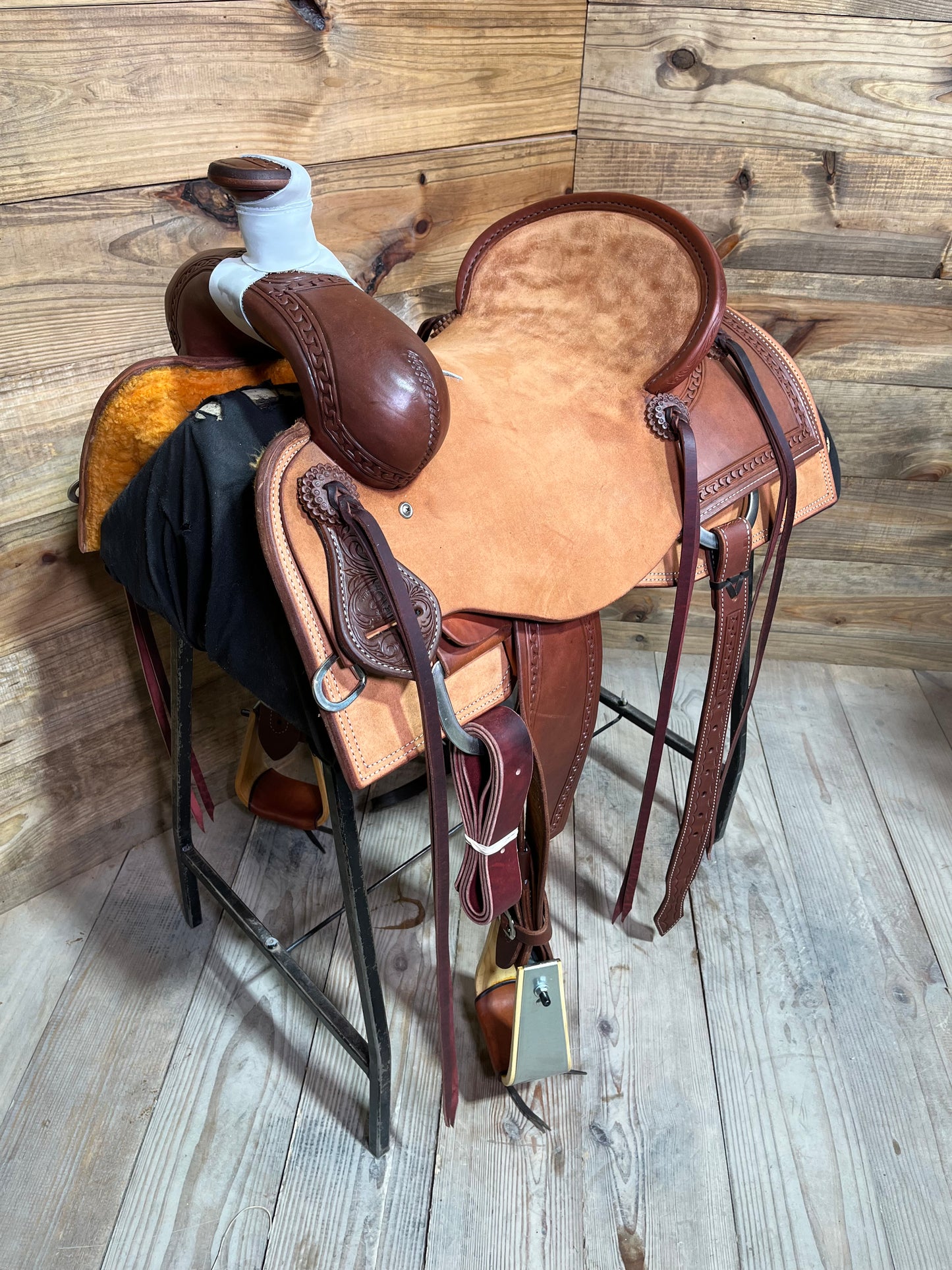 Cowboy Custom Ranch Saddle ISCC004