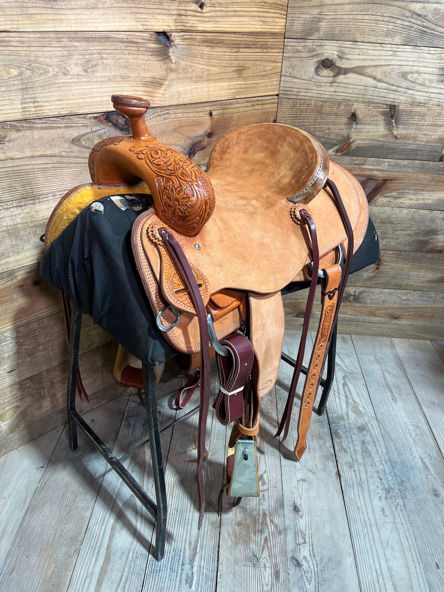 Cowboy Custom Ranch Saddle ISCC009