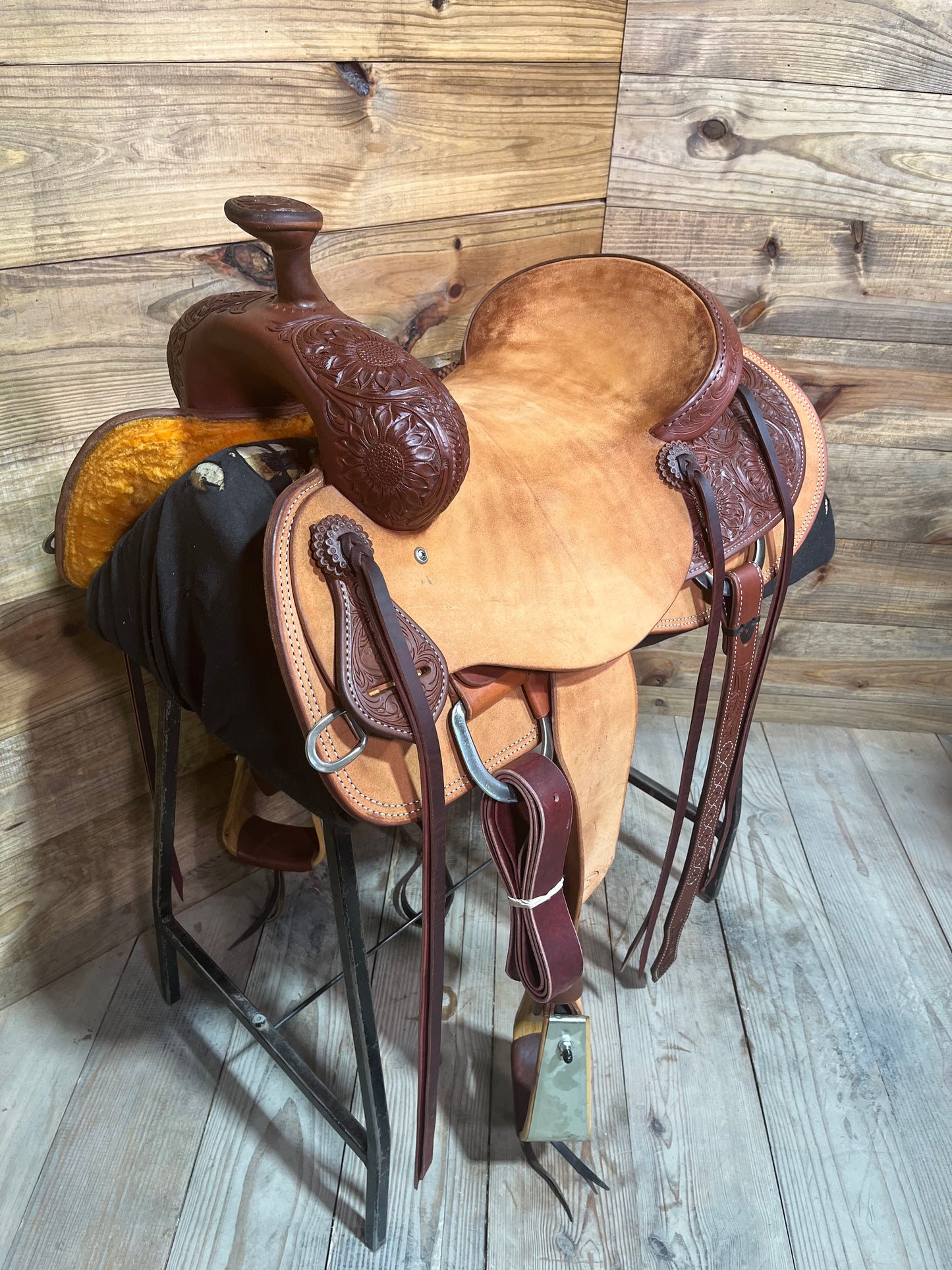 Cowboy Custom Ranch Saddle ISCC002