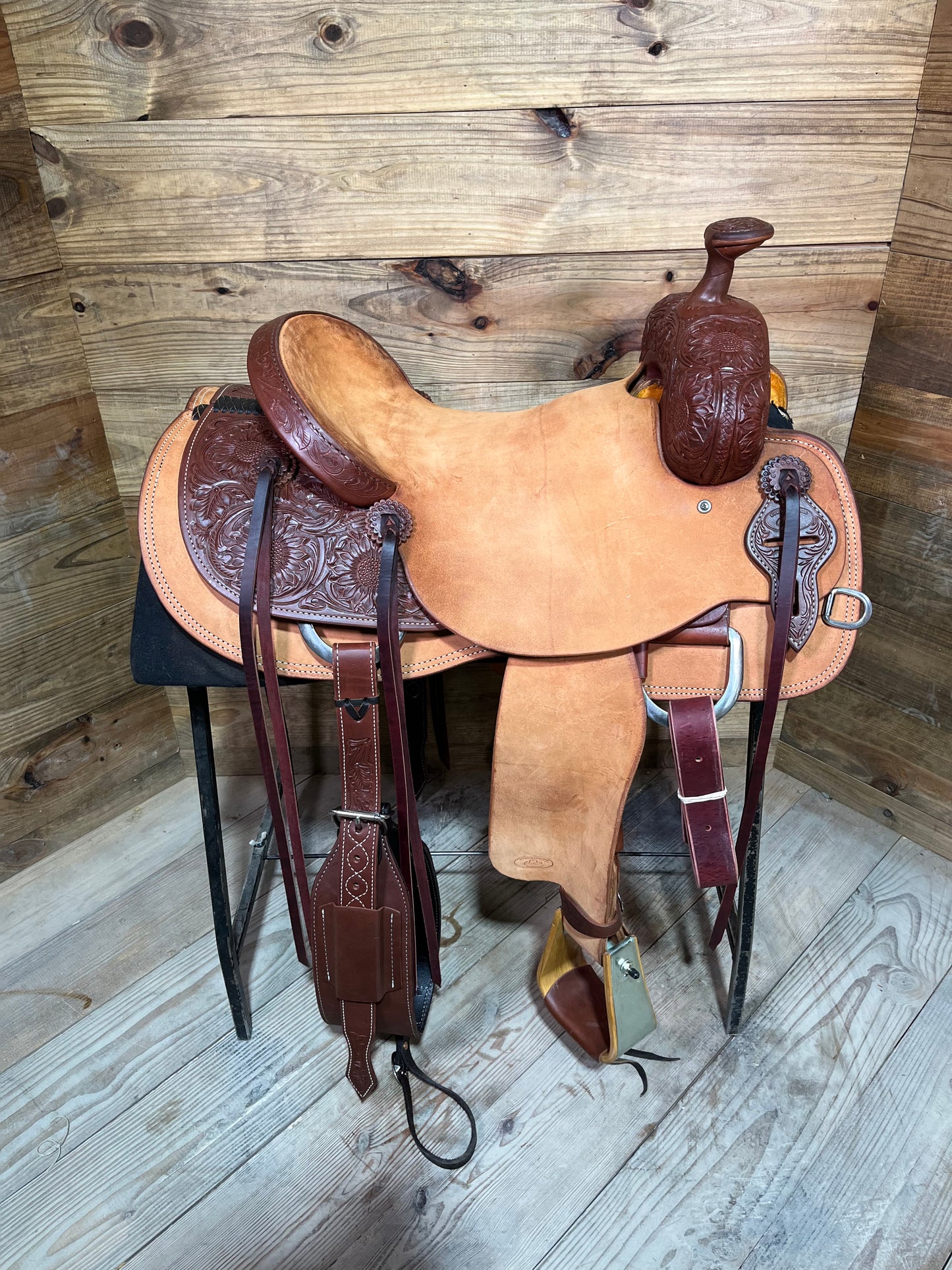 Cowboy Custom Ranch Saddle ISCC002