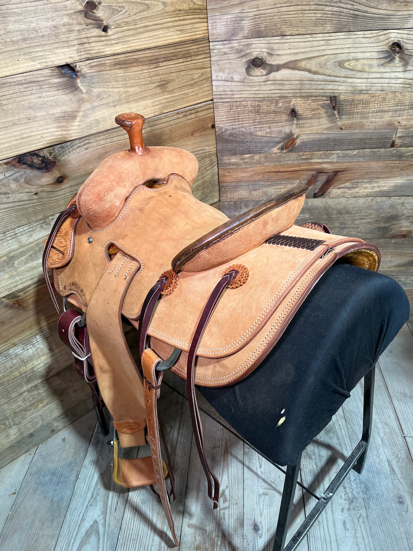 Cowboy Custom Ranch Saddle ISCC010