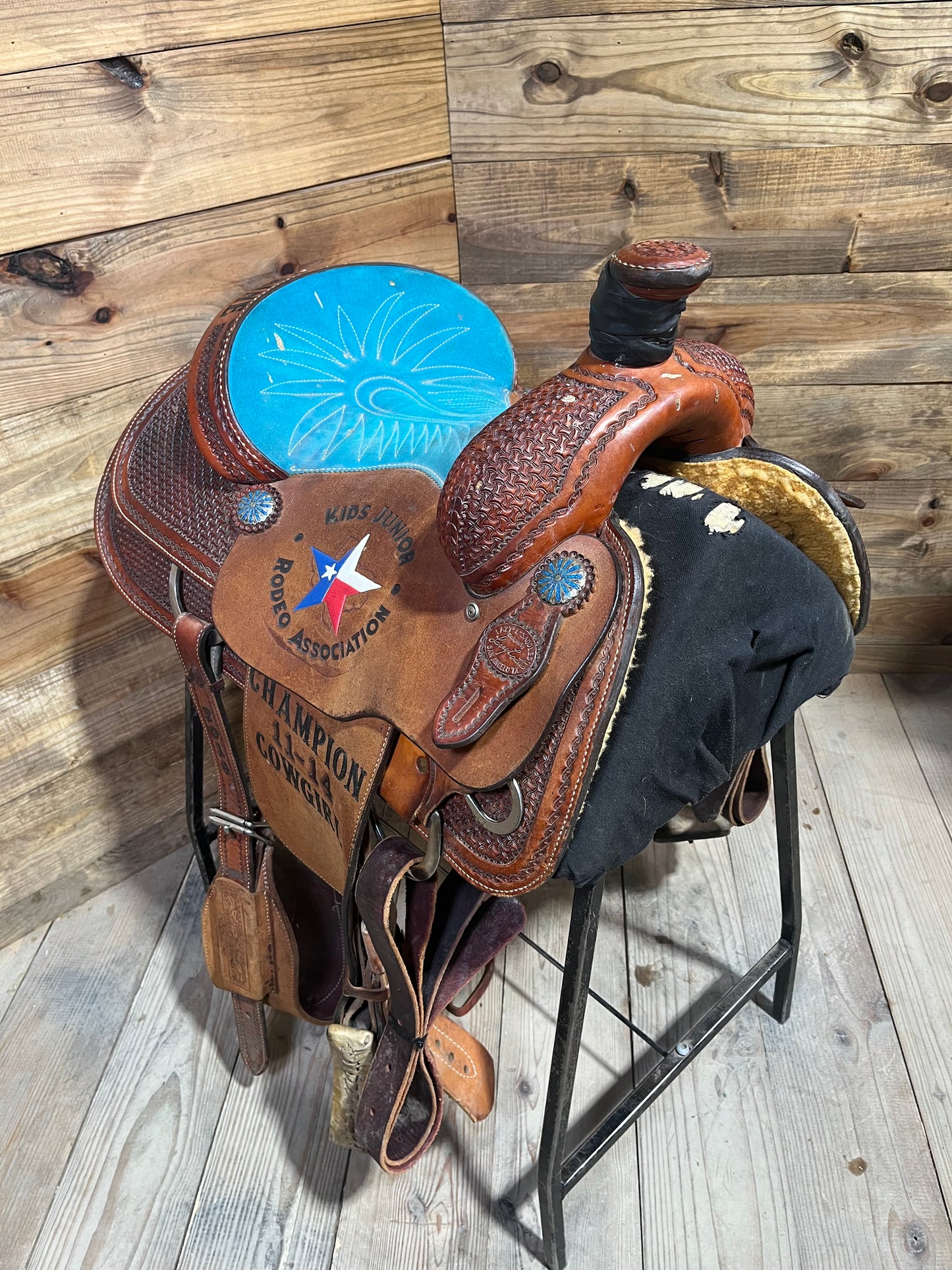 Lazy L Coats Roper ISUSED2092