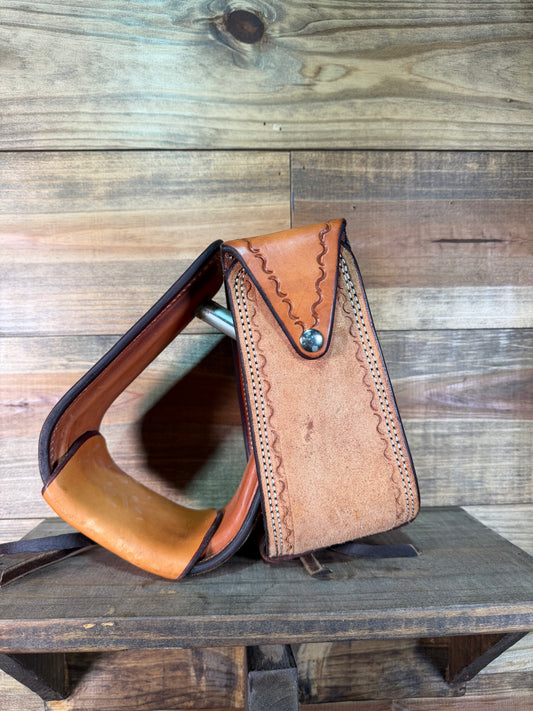 Roughout Stirrups Wavy Tooled Outline