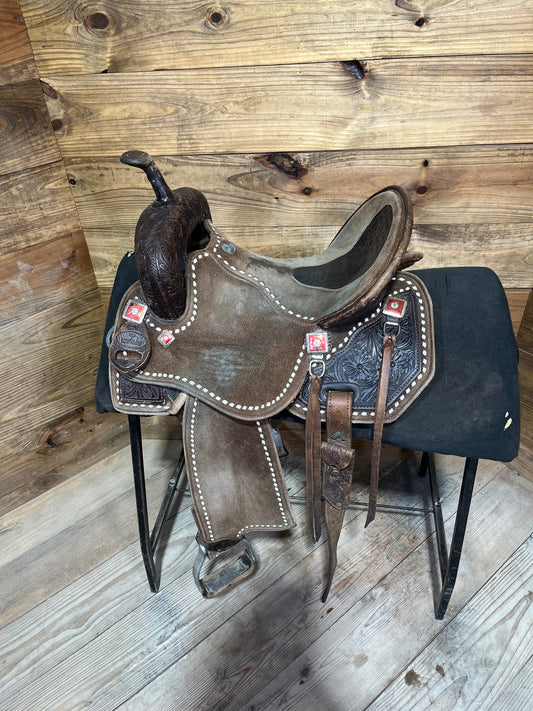 Seven Saddle Barrel Racer ISUSED2095