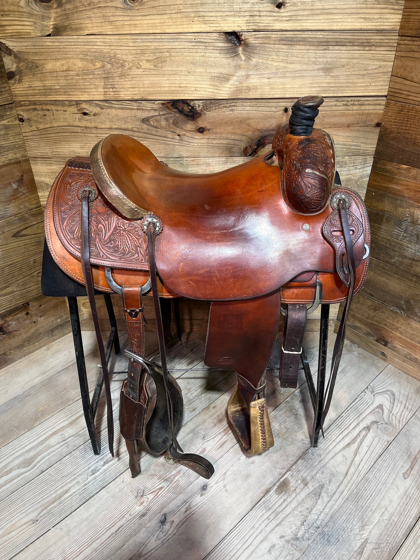 Trent Ward WJ Ranch Saddle ISUSED2110
