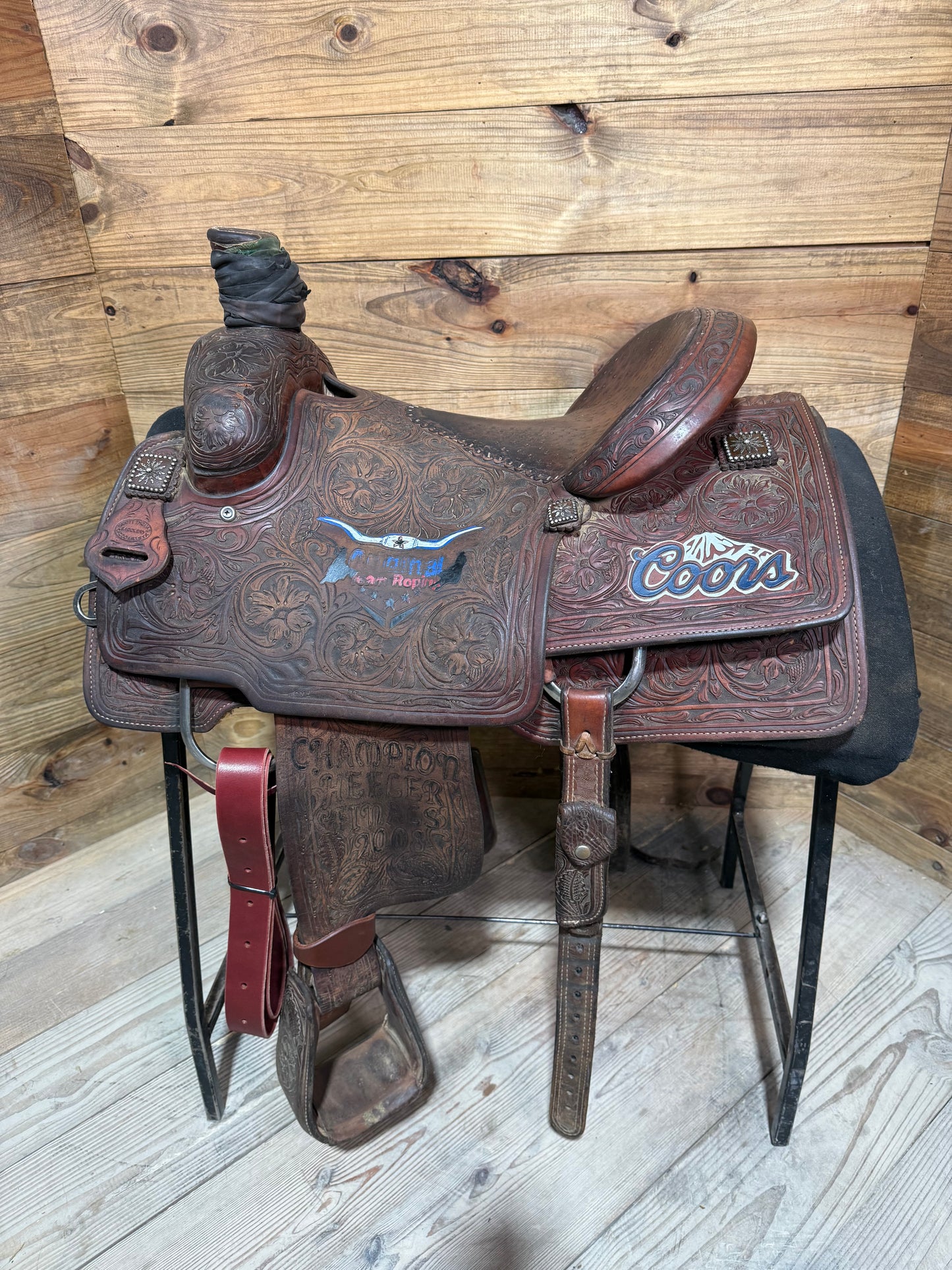 15” Scott Thomas Trophy Roper ISUSED2295