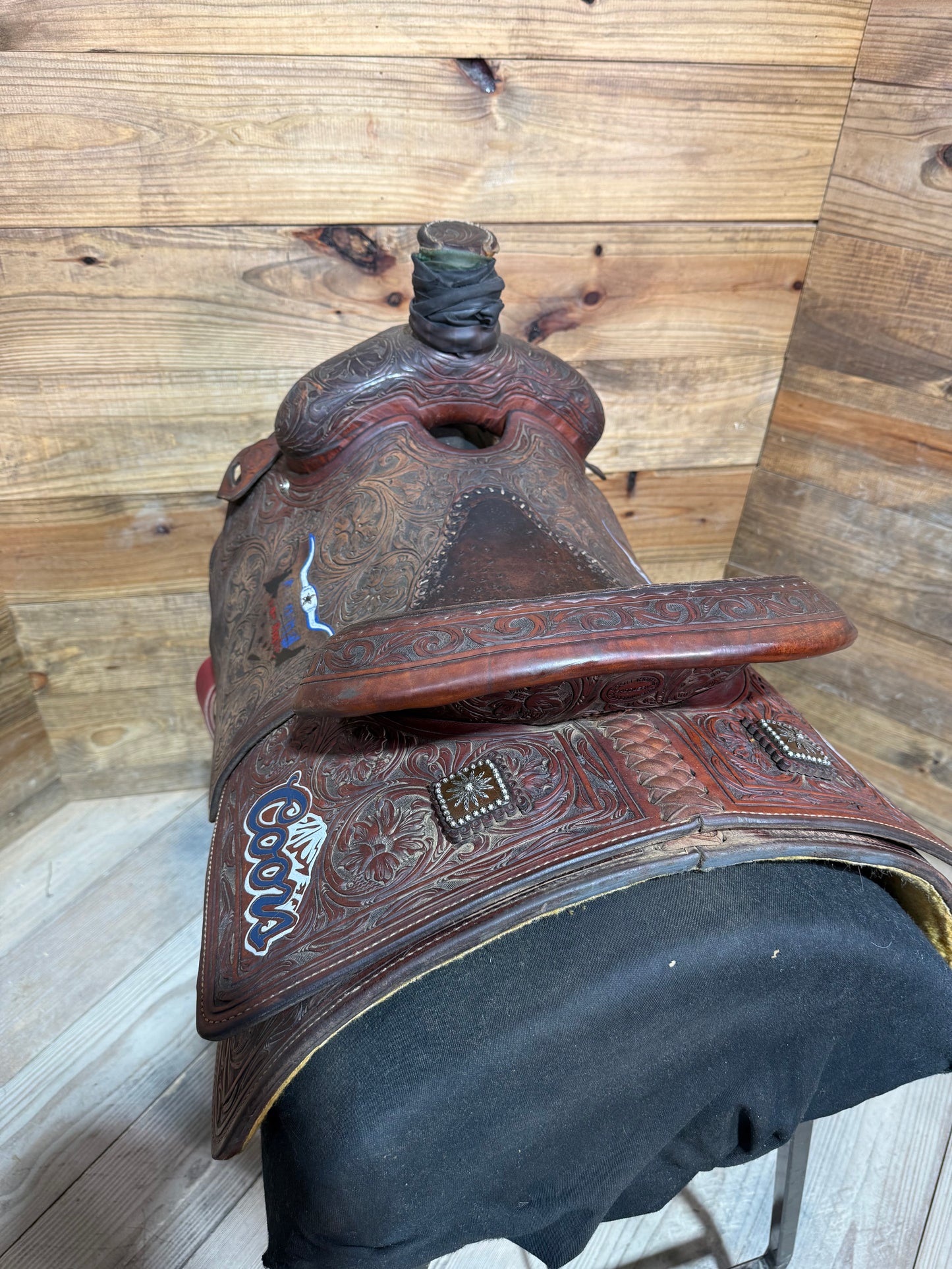 15” Scott Thomas Trophy Roper ISUSED2295