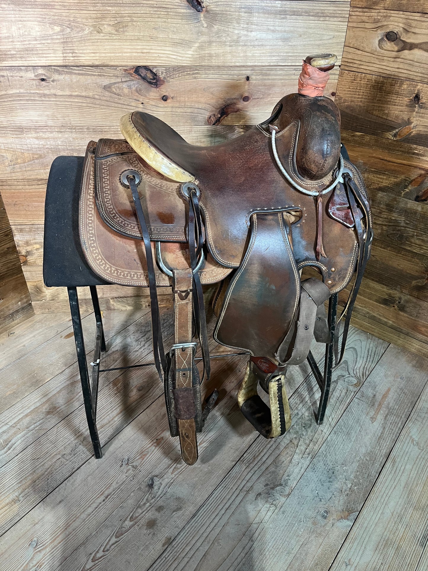 Henderson Ranch Saddle ISUSED1485