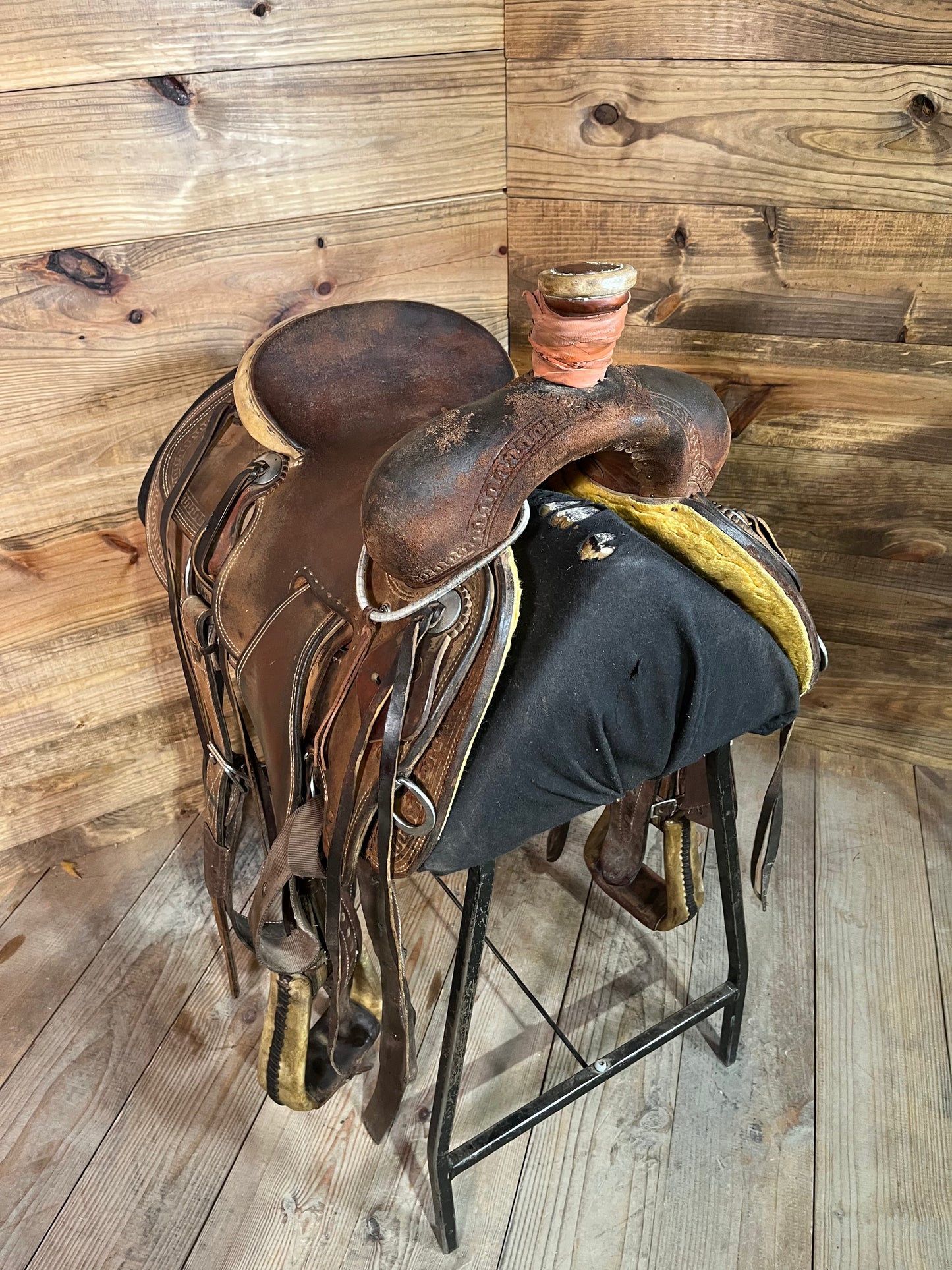 Henderson Ranch Saddle ISUSED1485