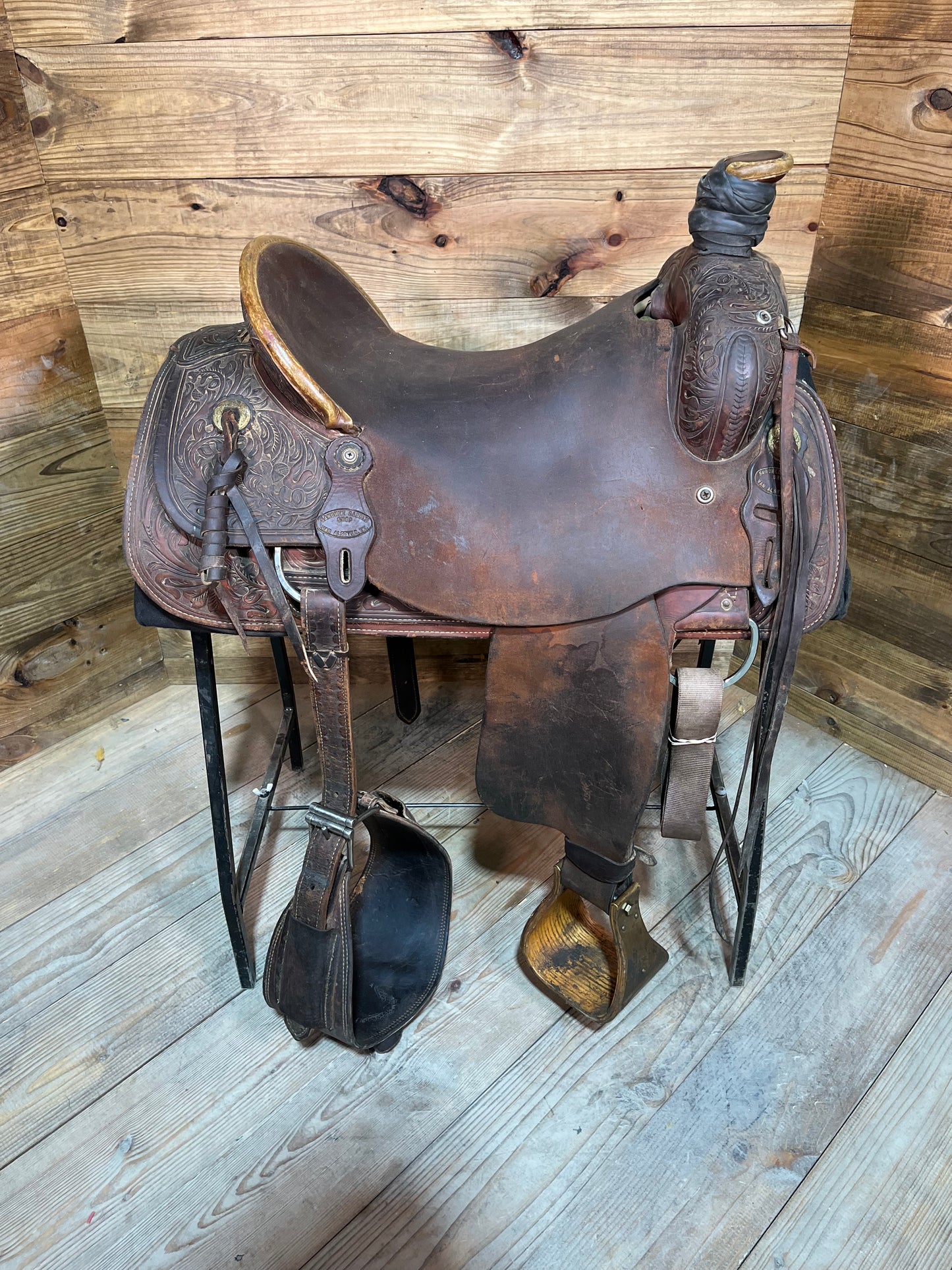 Sanchez Saddle Shop Ranch Roper ISUSED1496