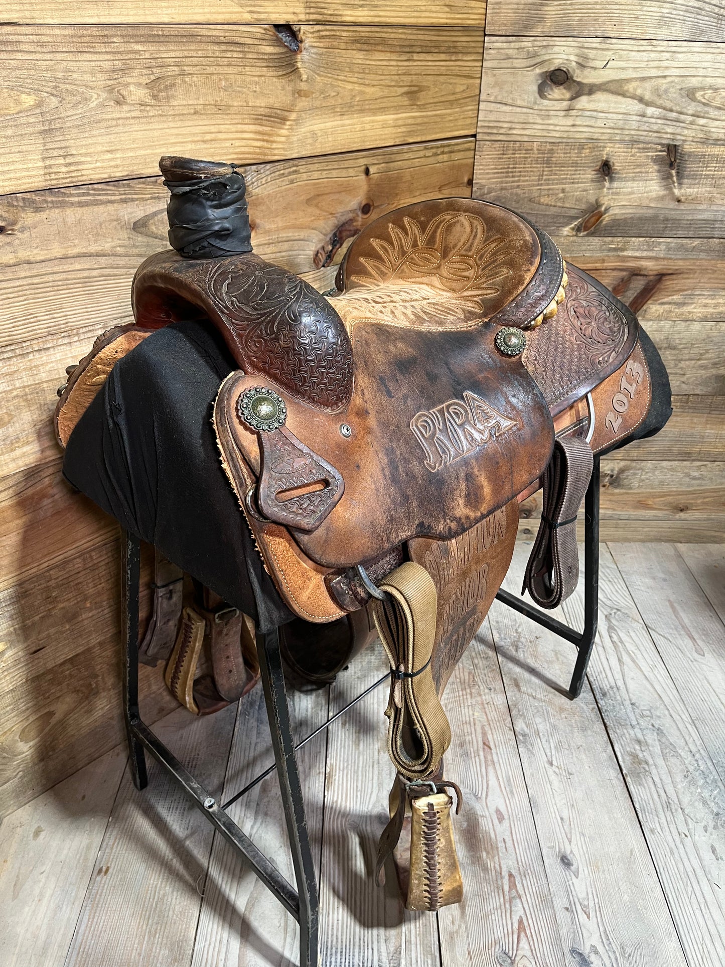 Cowboy Classic Roper ISUSED2166
