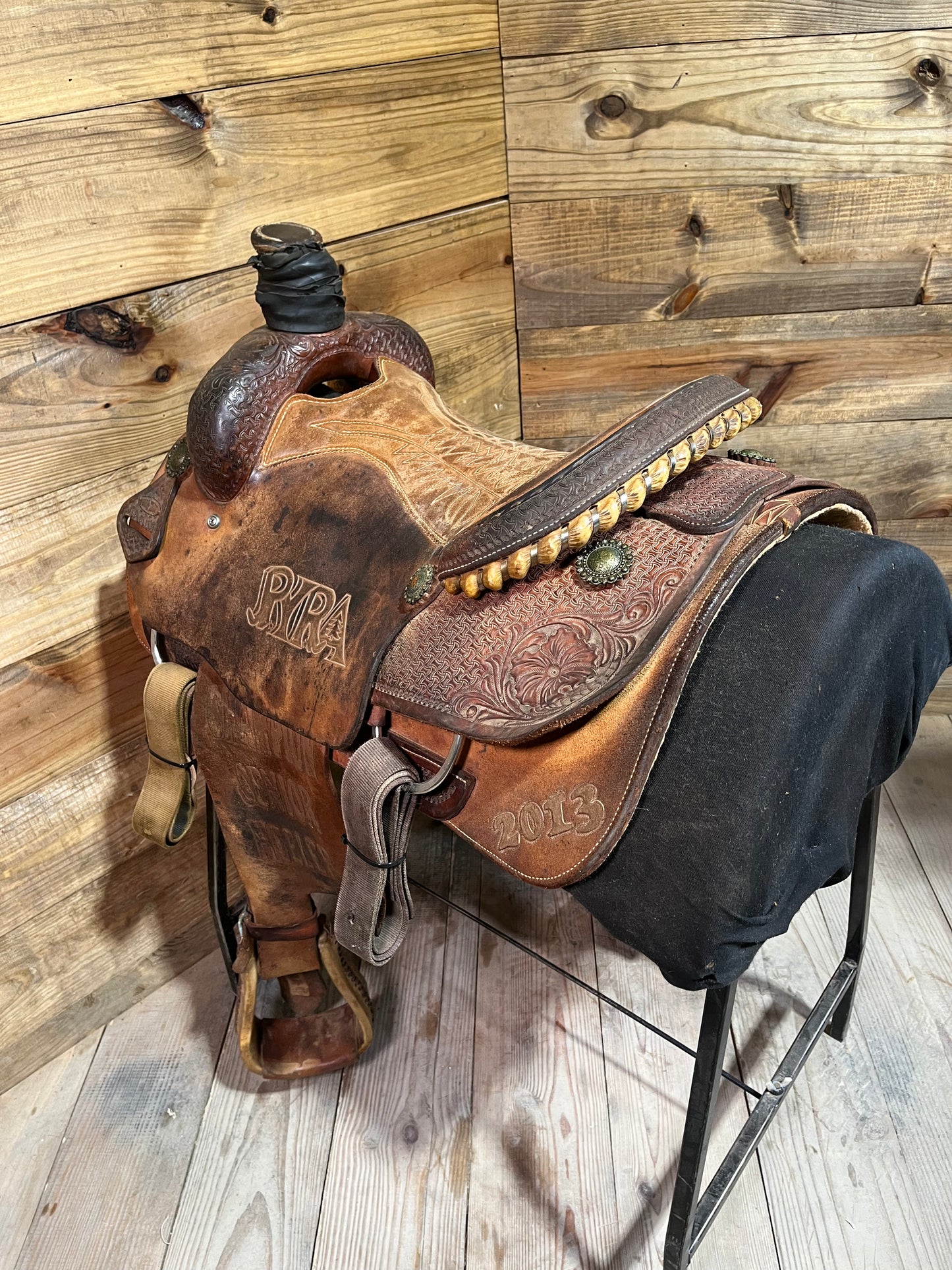 Cowboy Classic Roper ISUSED2166