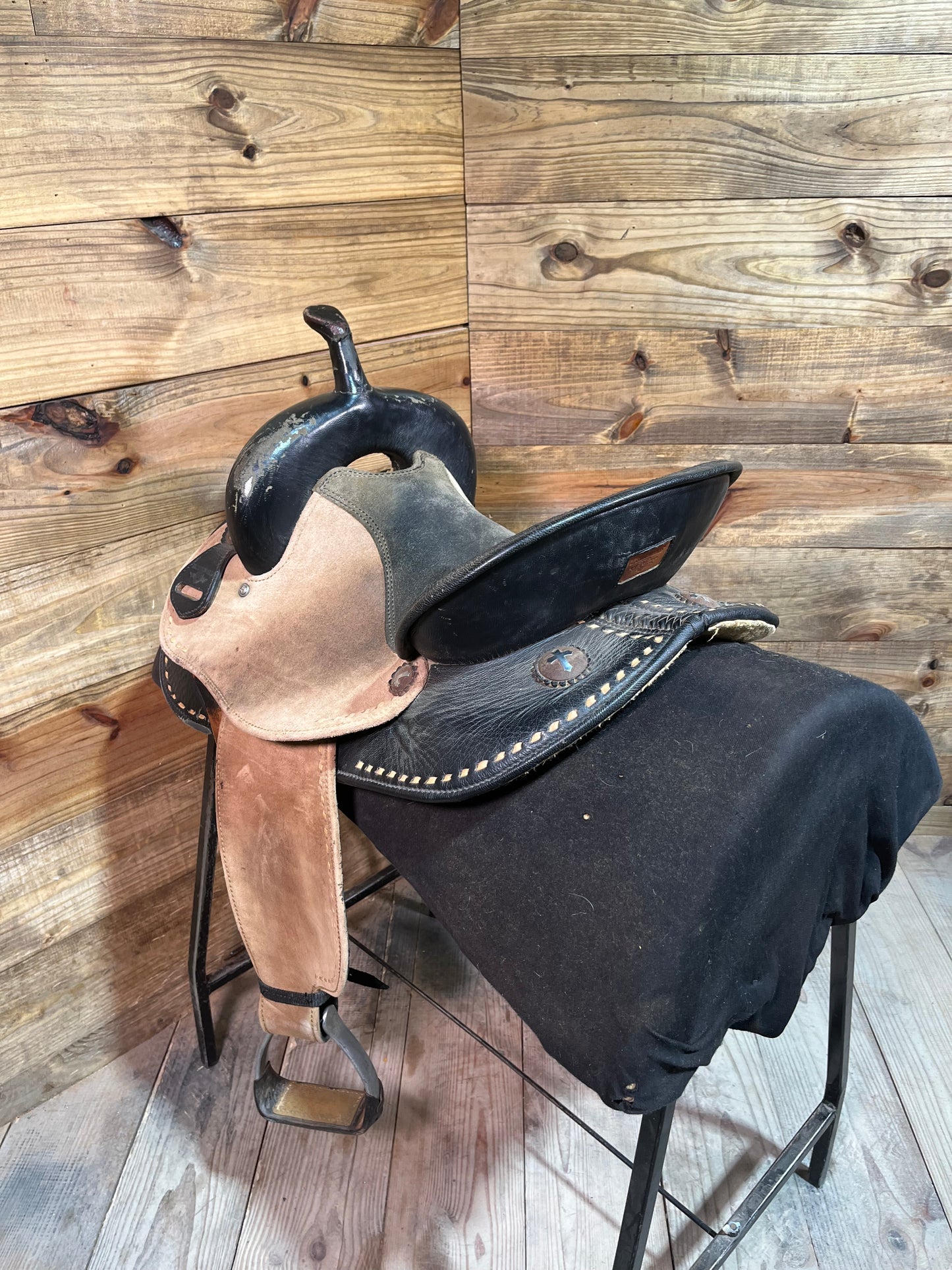 Master Barrel Saddle ISUSED2186