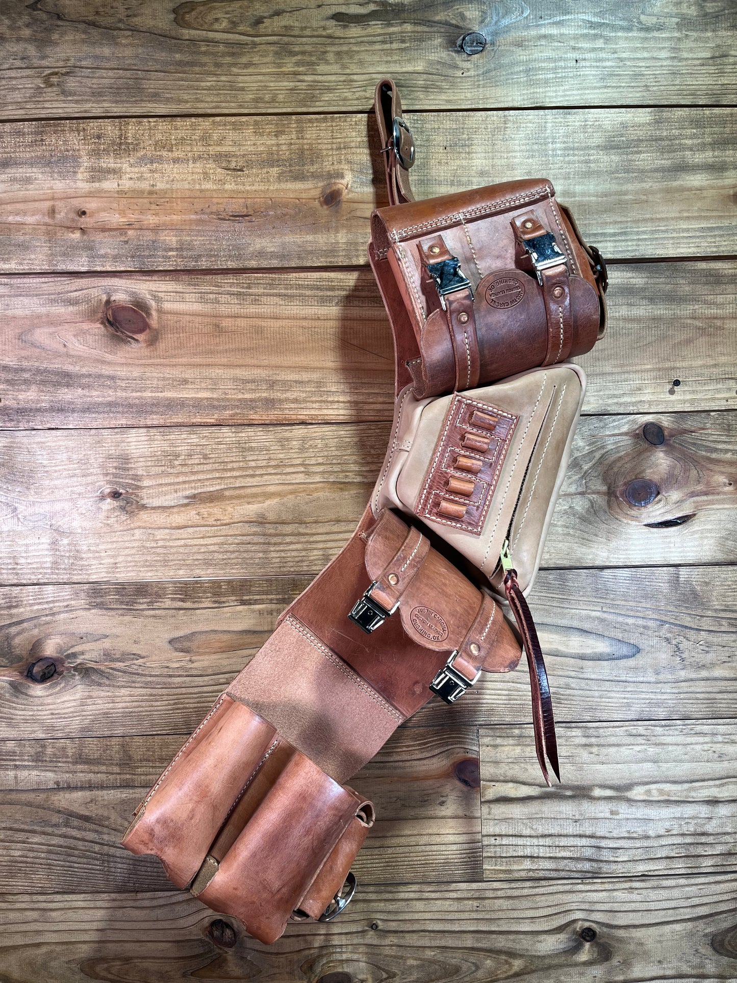 Cargill No Drip Leather Medicine Bag Tan Slick Leather