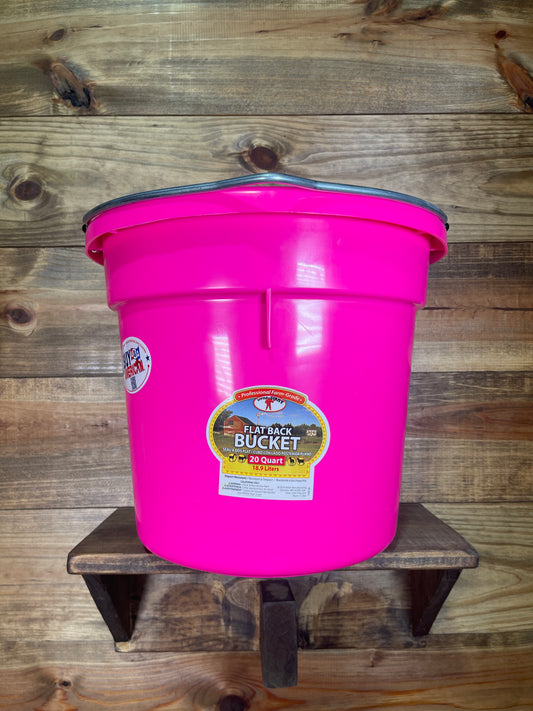 Water/Feed Bucket