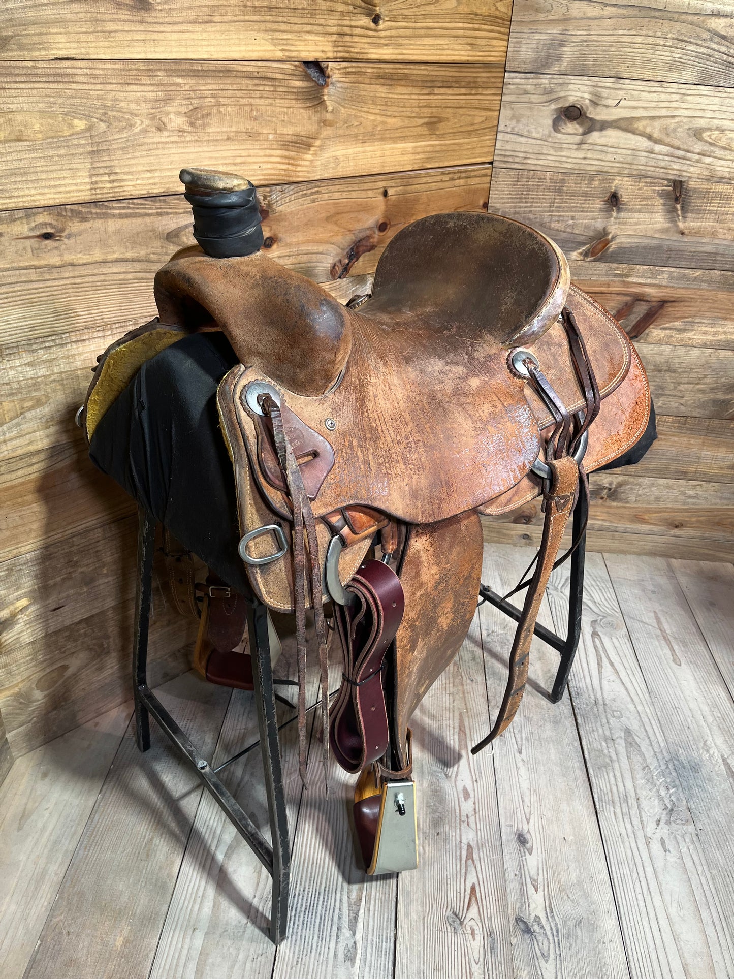 Henderson Ranch Roper ISUSED2224