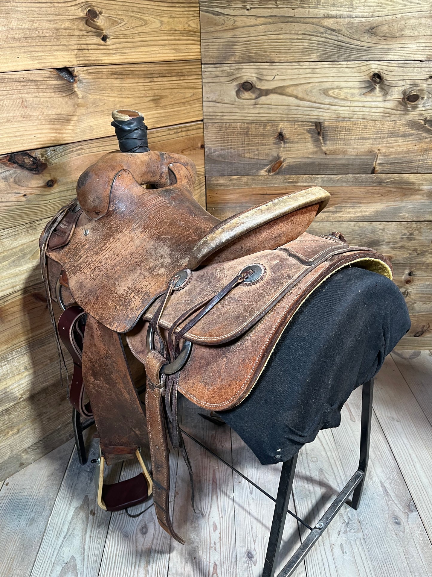 Henderson Ranch Roper ISUSED2224