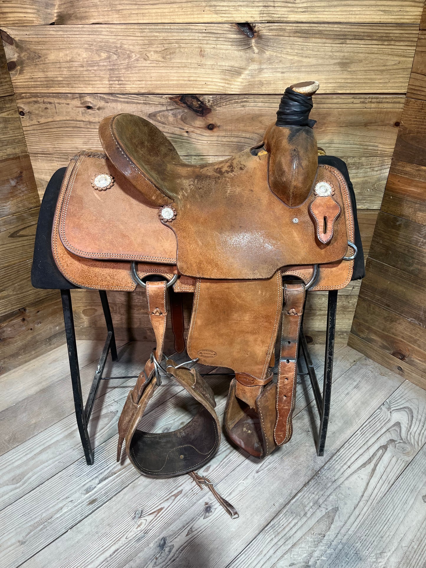 14” E & E Roping Saddle ISUSED2237