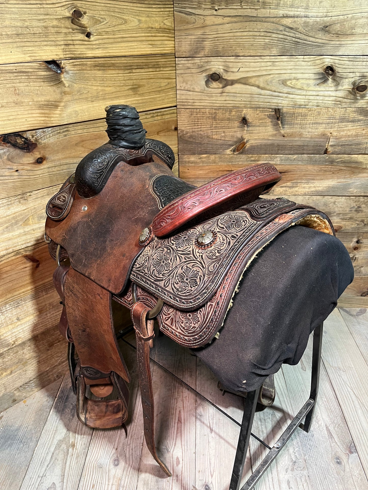 14” Trent Ward Platinum Roper ISUSED2242