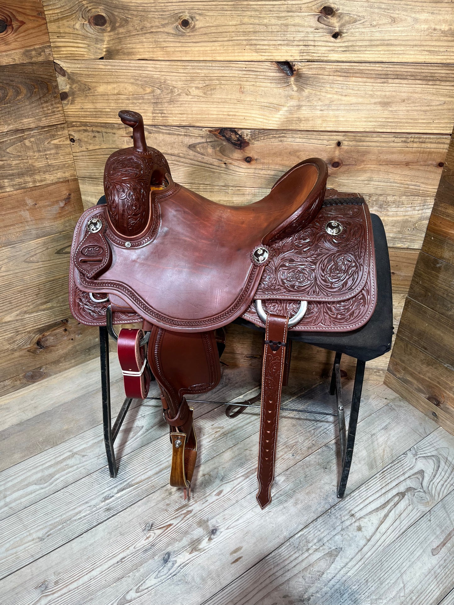 16" Trent Ward Signature BW Ranch Cutter ISRC438-26