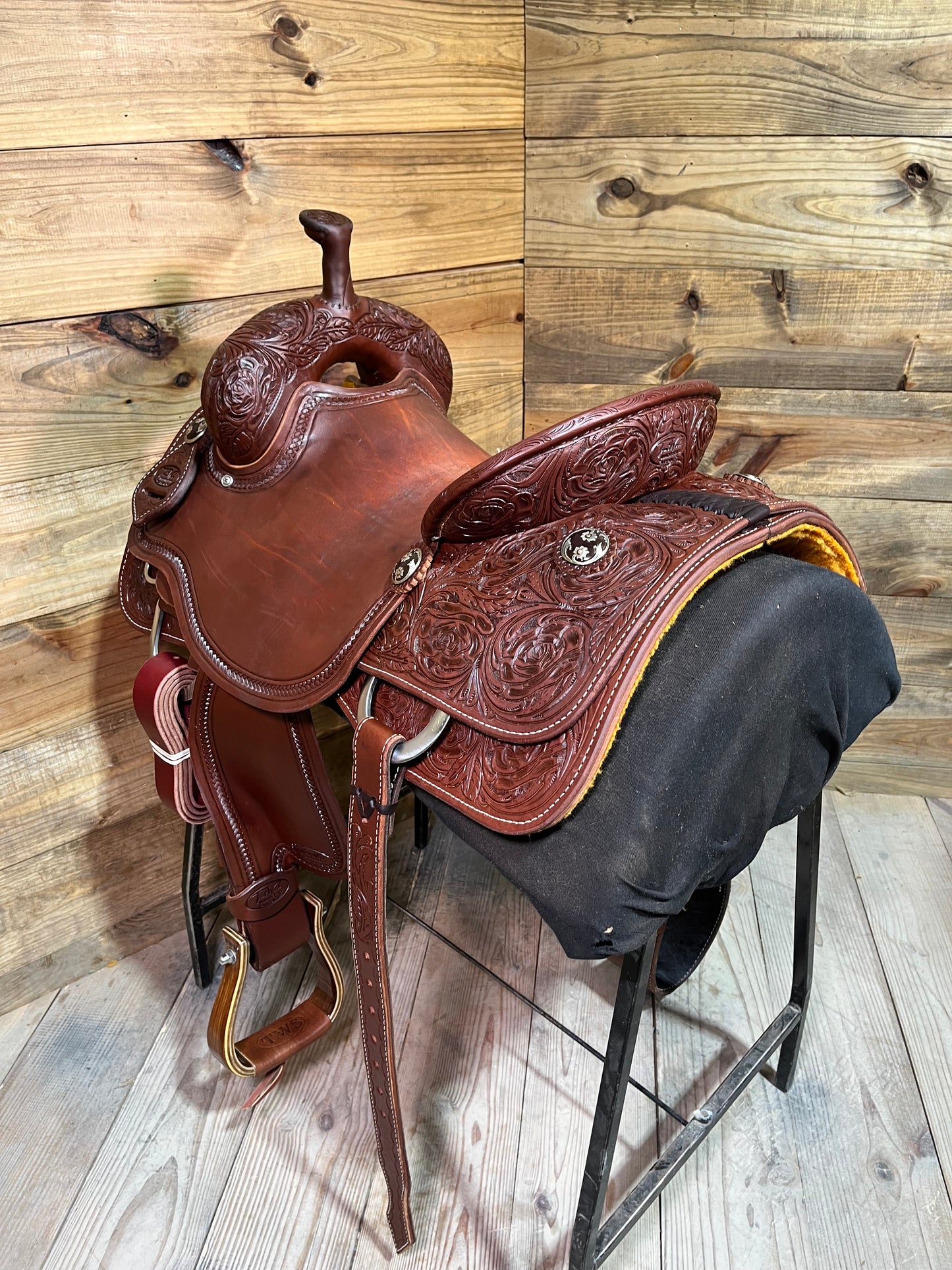 16" Trent Ward Signature BW Ranch Cutter ISRC438-26