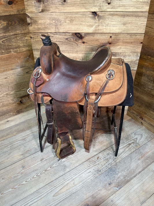 Henderson Ranch Saddle ISUSED1603