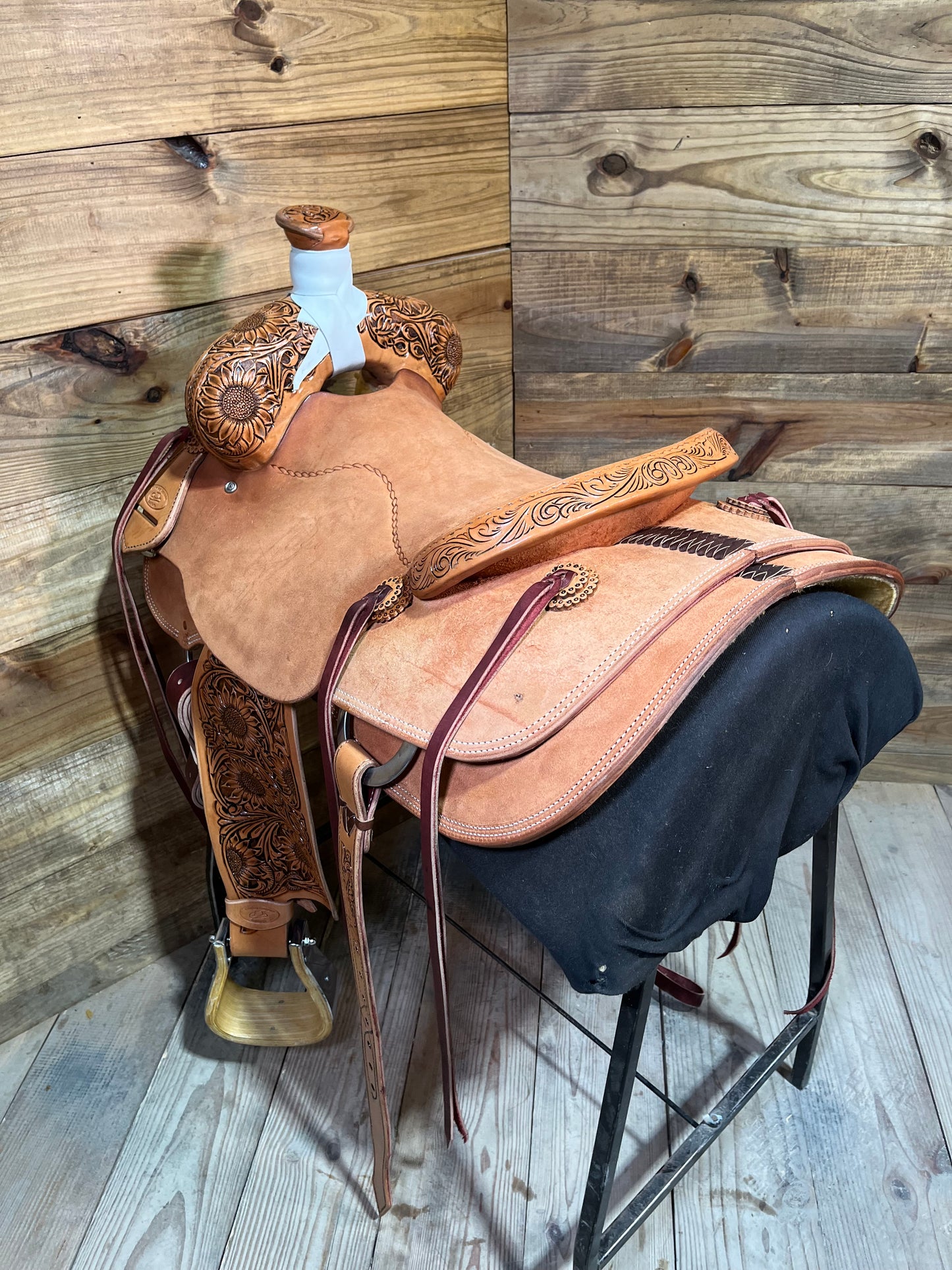 15 3/4” Cowboy Custom Ranch Roper ISCC024