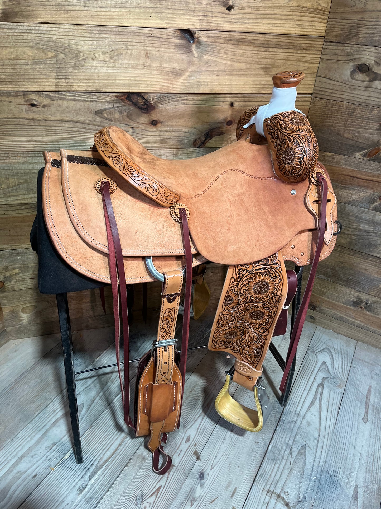 15 3/4” Cowboy Custom Ranch Roper ISCC024