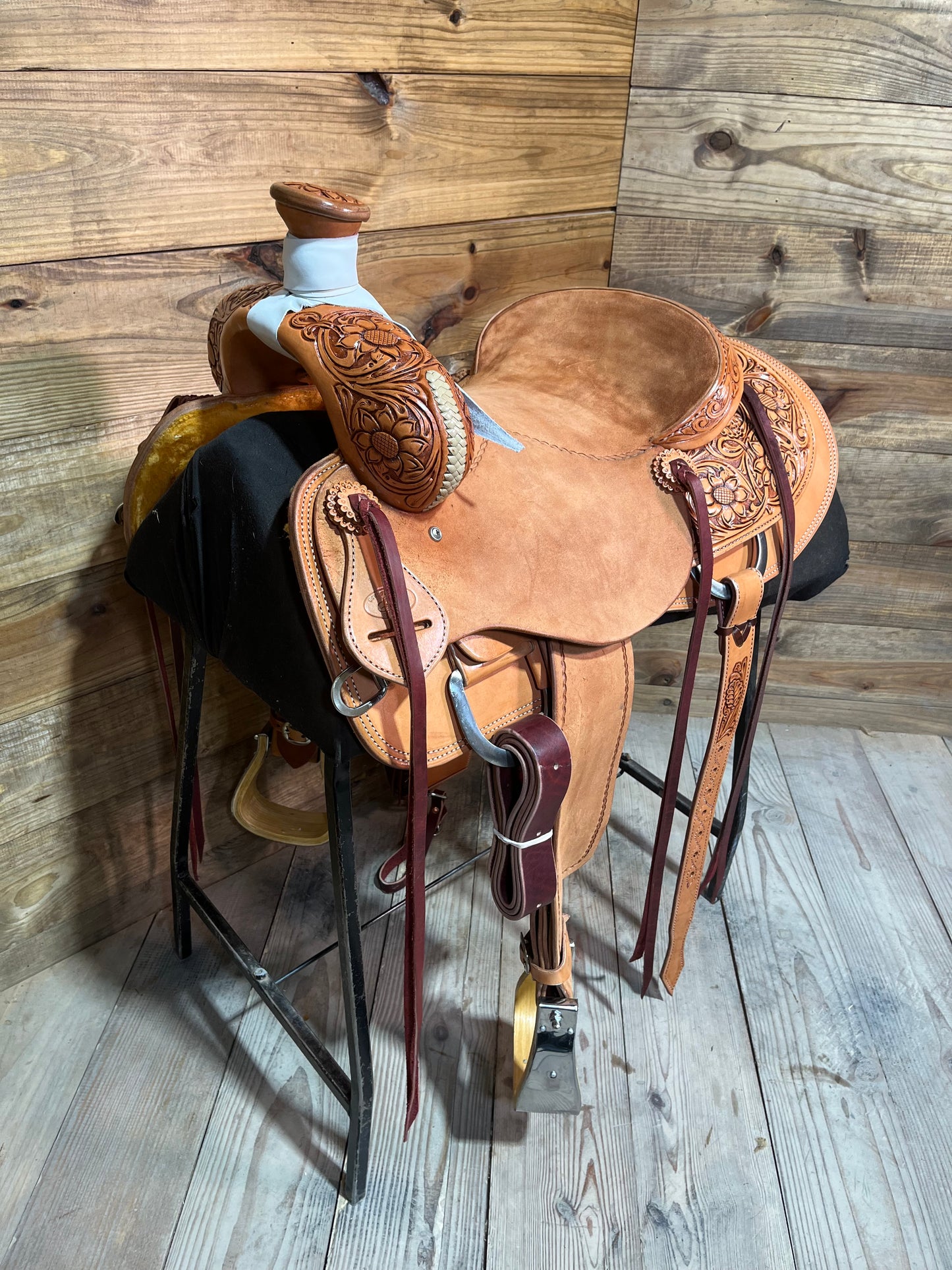 15 1/2” Cowboy Custom Ranch Roper ISCC025