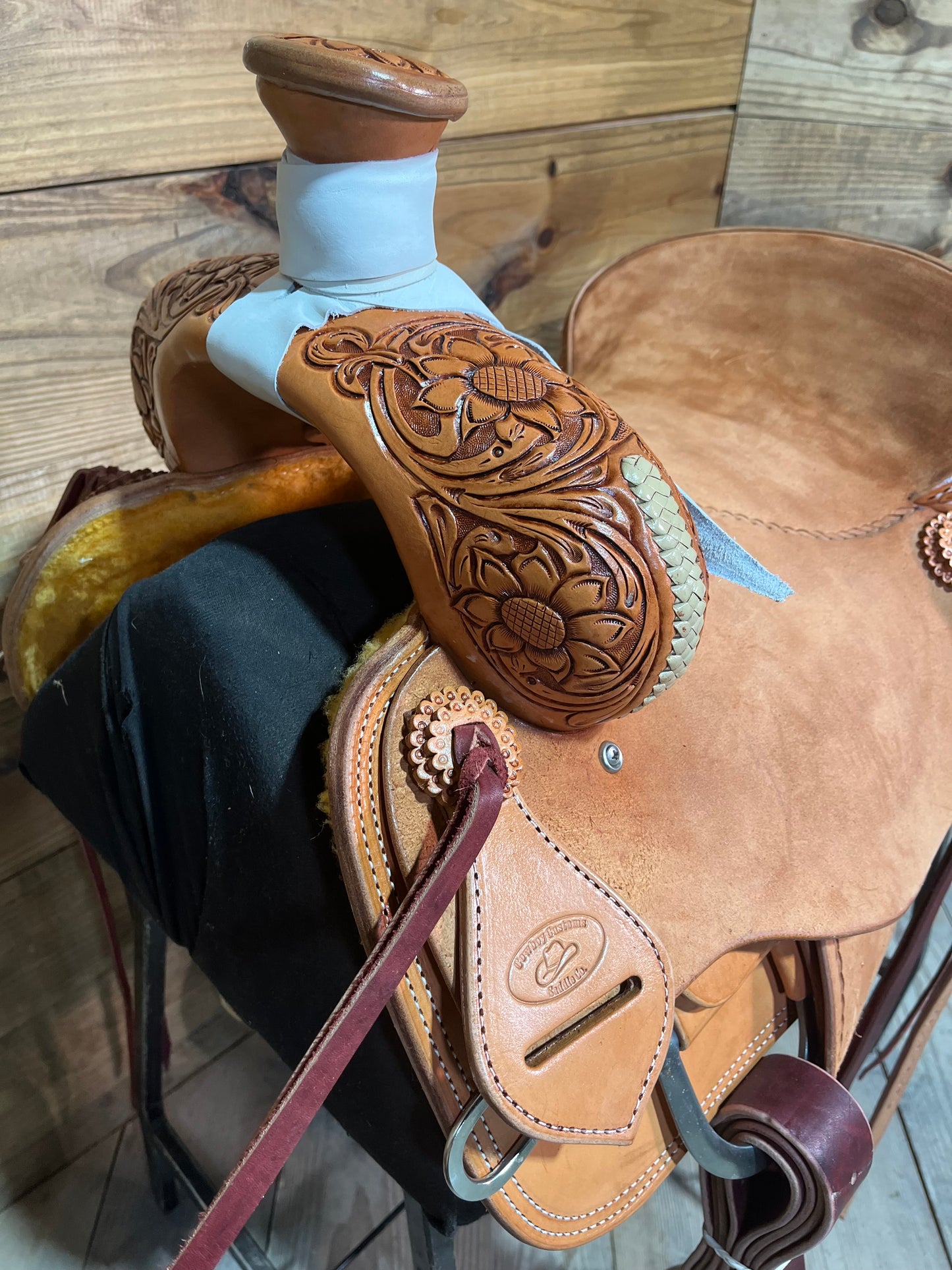15 1/2” Cowboy Custom Ranch Roper ISCC025