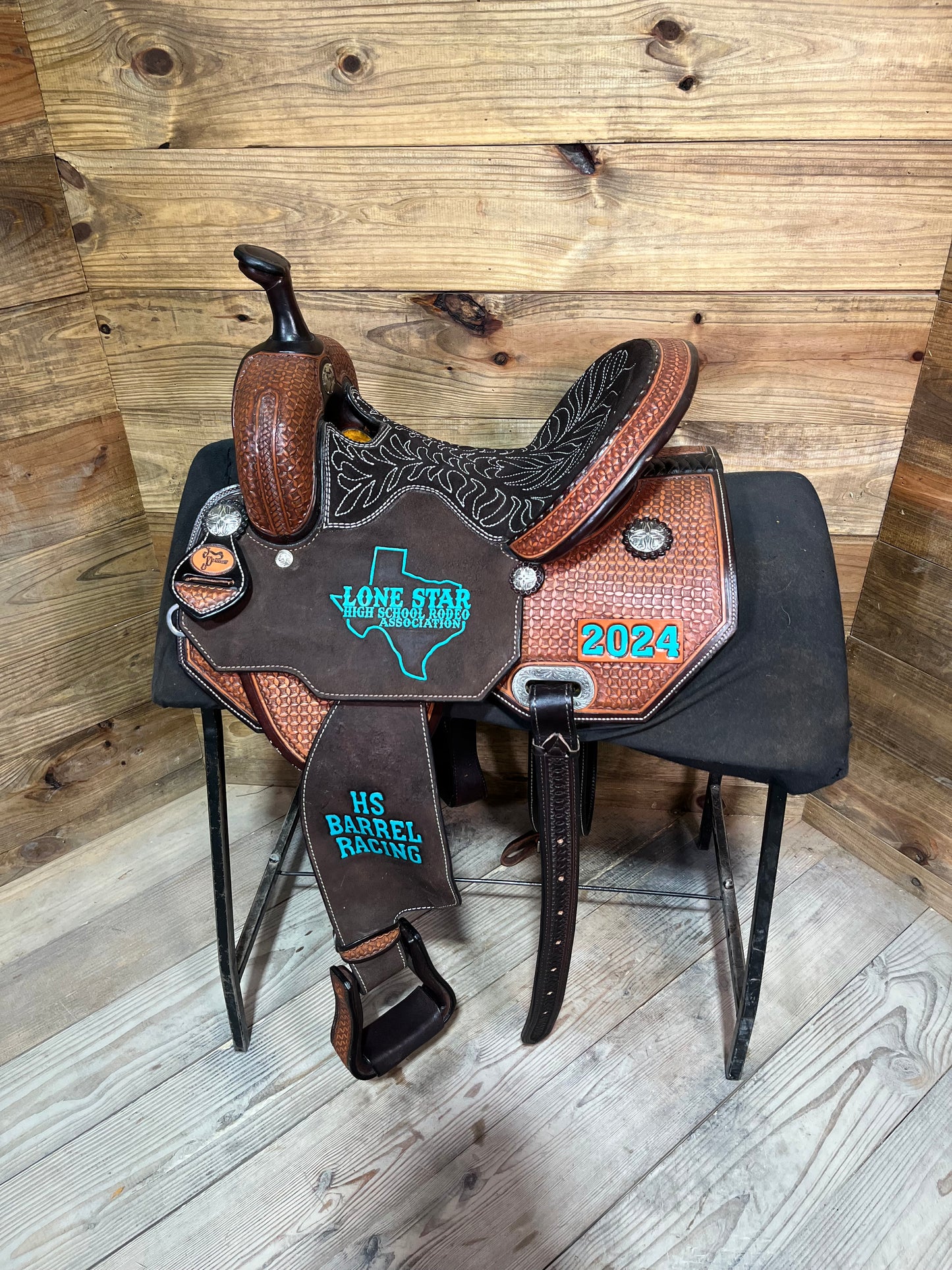13 3/4” JY Barrel Saddle ISUSED2262