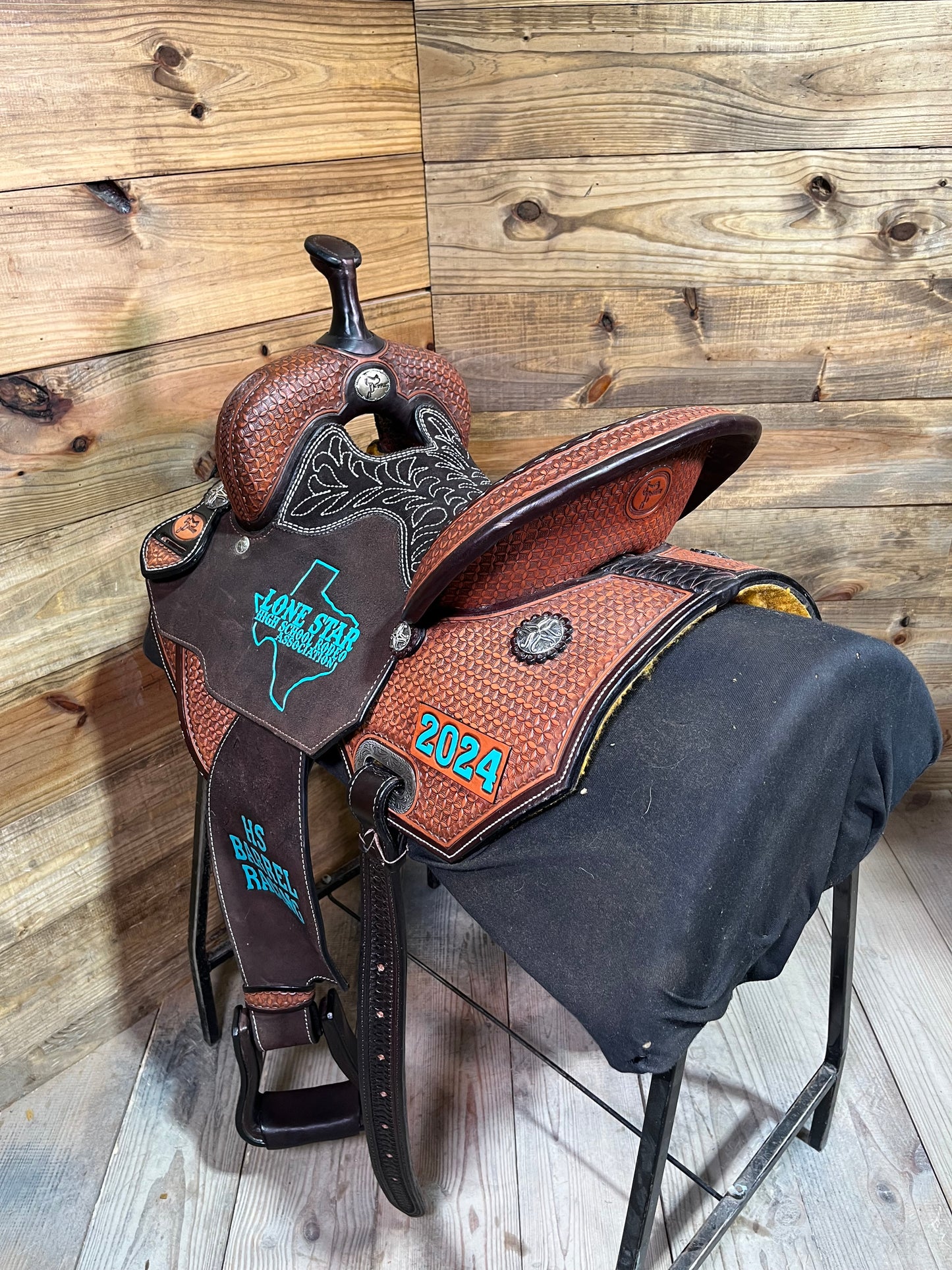 13 3/4” JY Barrel Saddle ISUSED2262