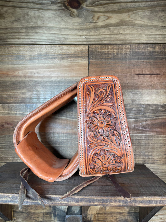 Stirrup Tooling #18 Antique 2 Flowers