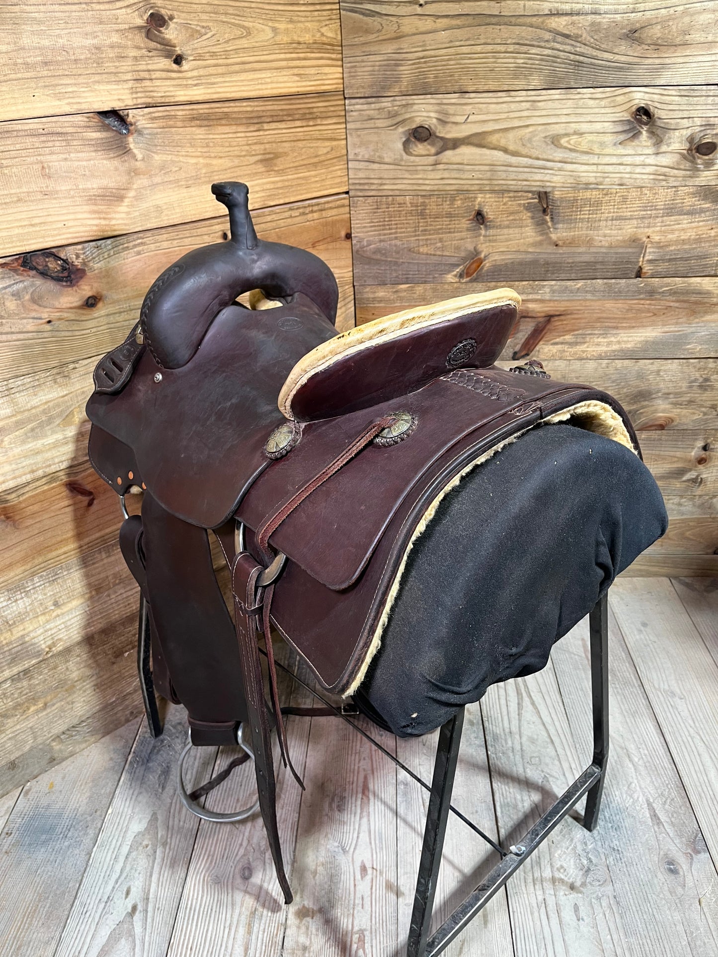 15” South Texas Tack Ranch Cutter ISUSED2267