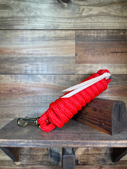 5/8″ Partrade Cowboy Lead w/  Bolt Snap Red