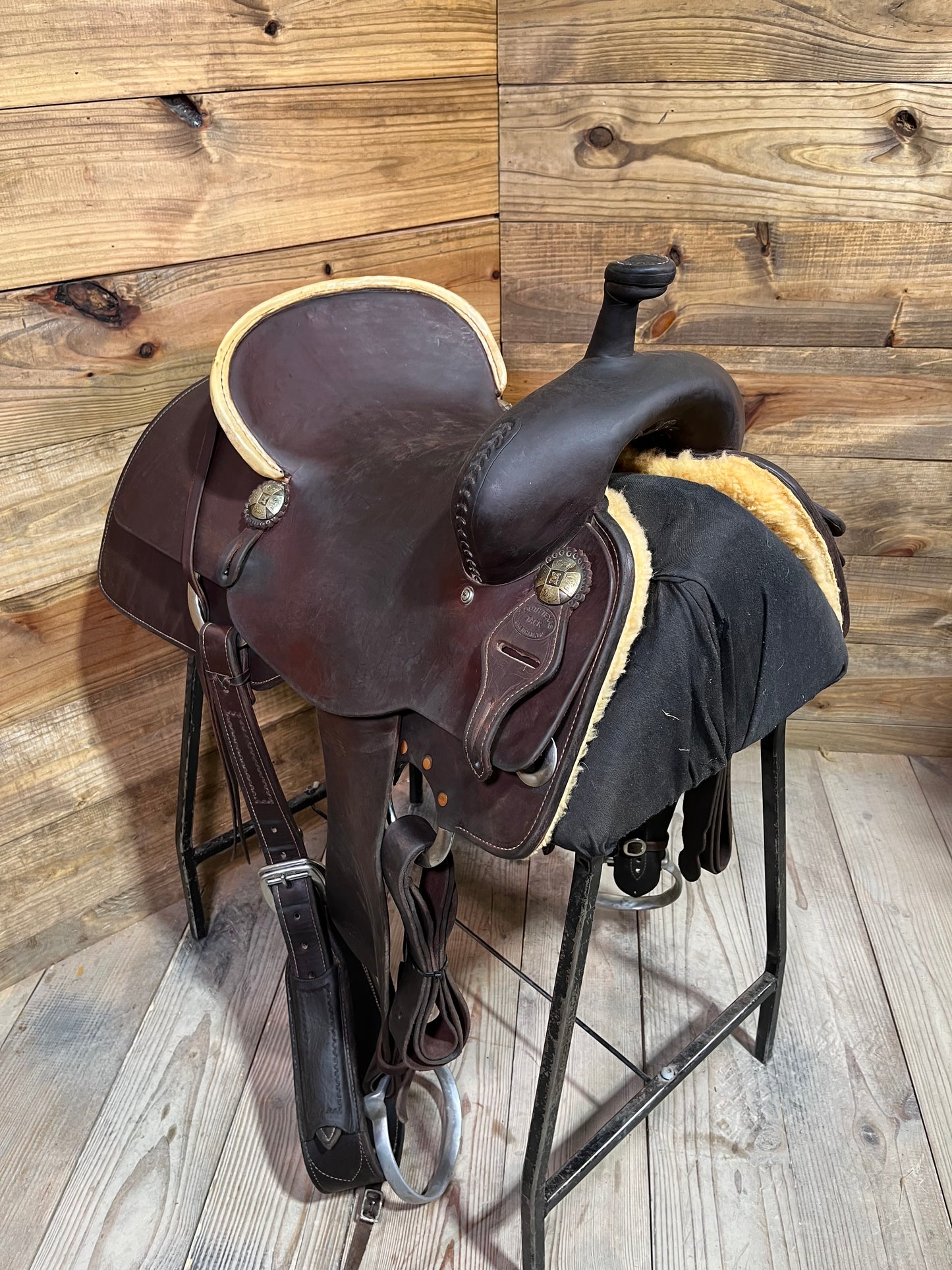 15” South Texas Tack Ranch Cutter ISUSED2267