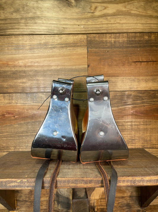 4" TWS Leather Wrapped Bell Stirrup