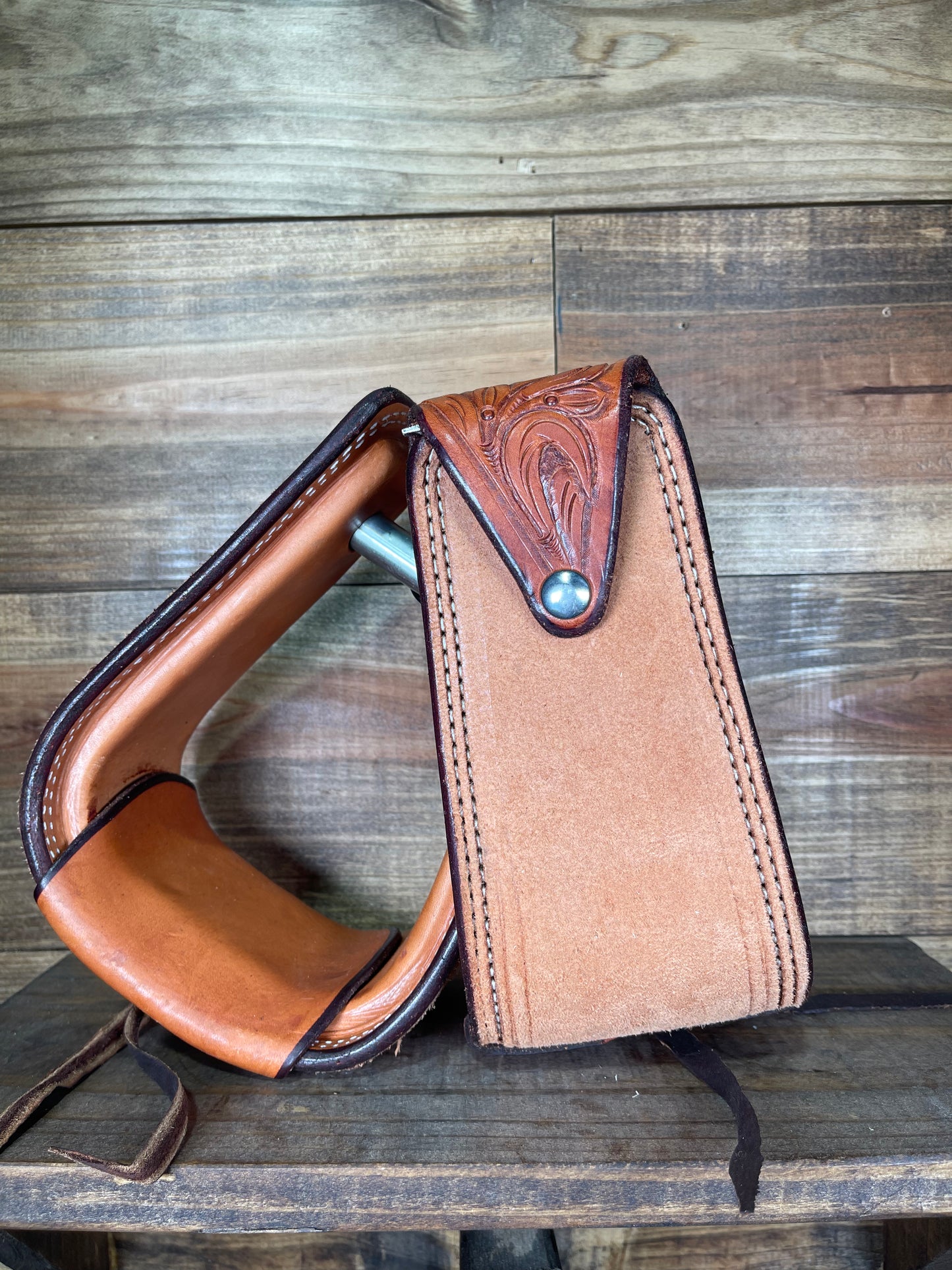 Natural Roughout Stirrup w/ Medium Oiled Paisley Tooling Hoof Pick Flap