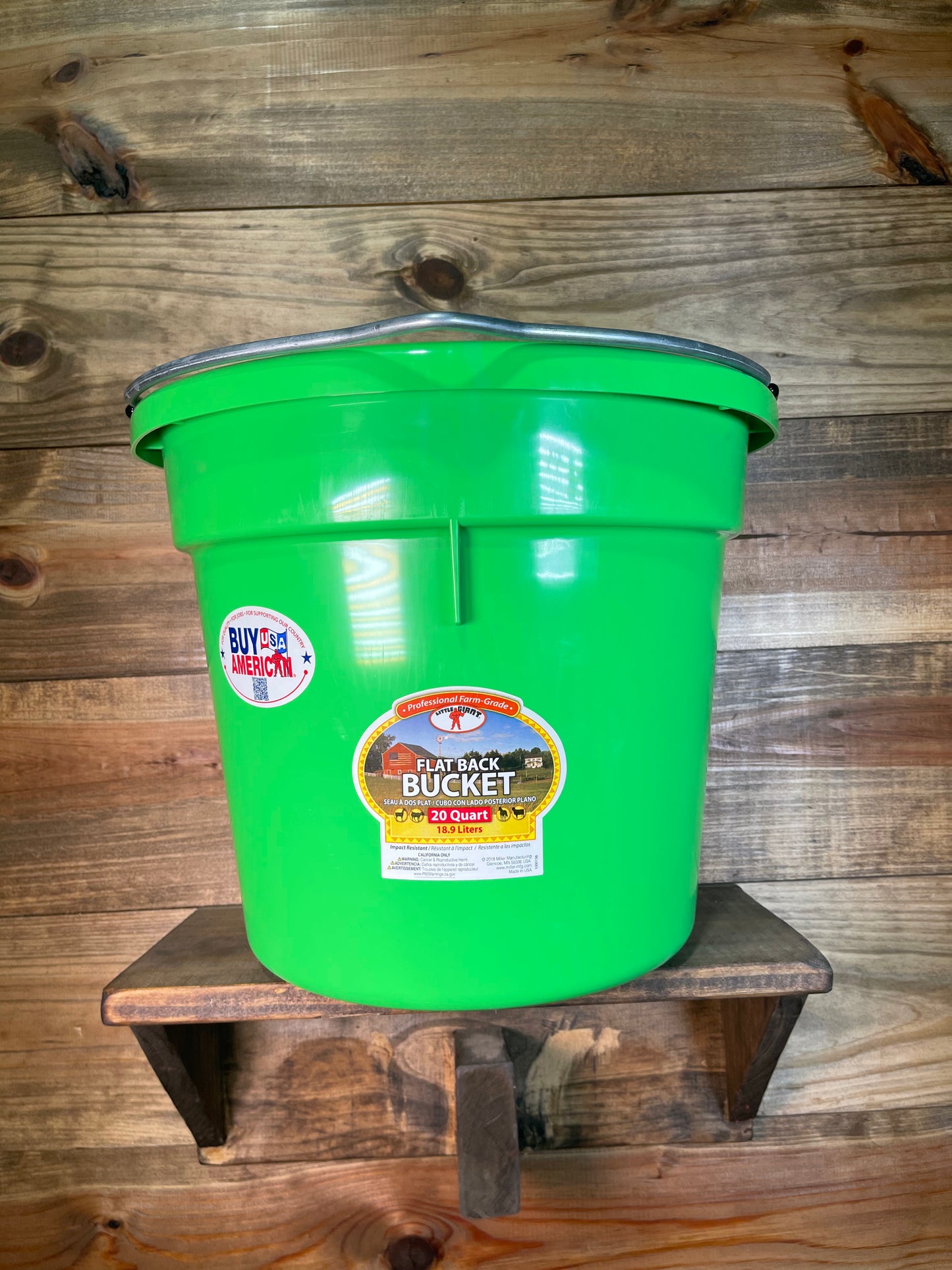 Water/Feed Bucket
