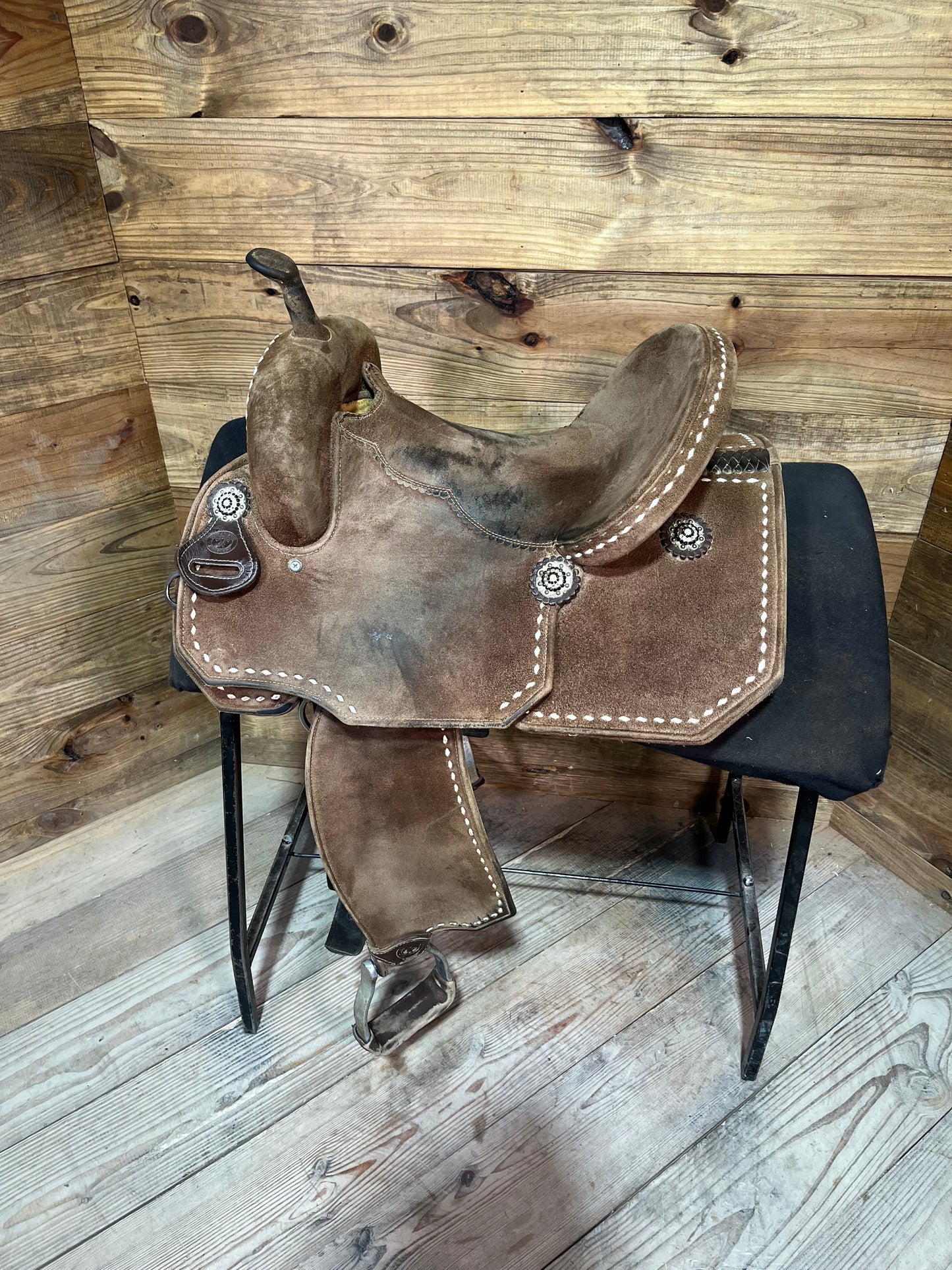 14 1/2” Tomahawk Barrel Saddle ISUSED2275