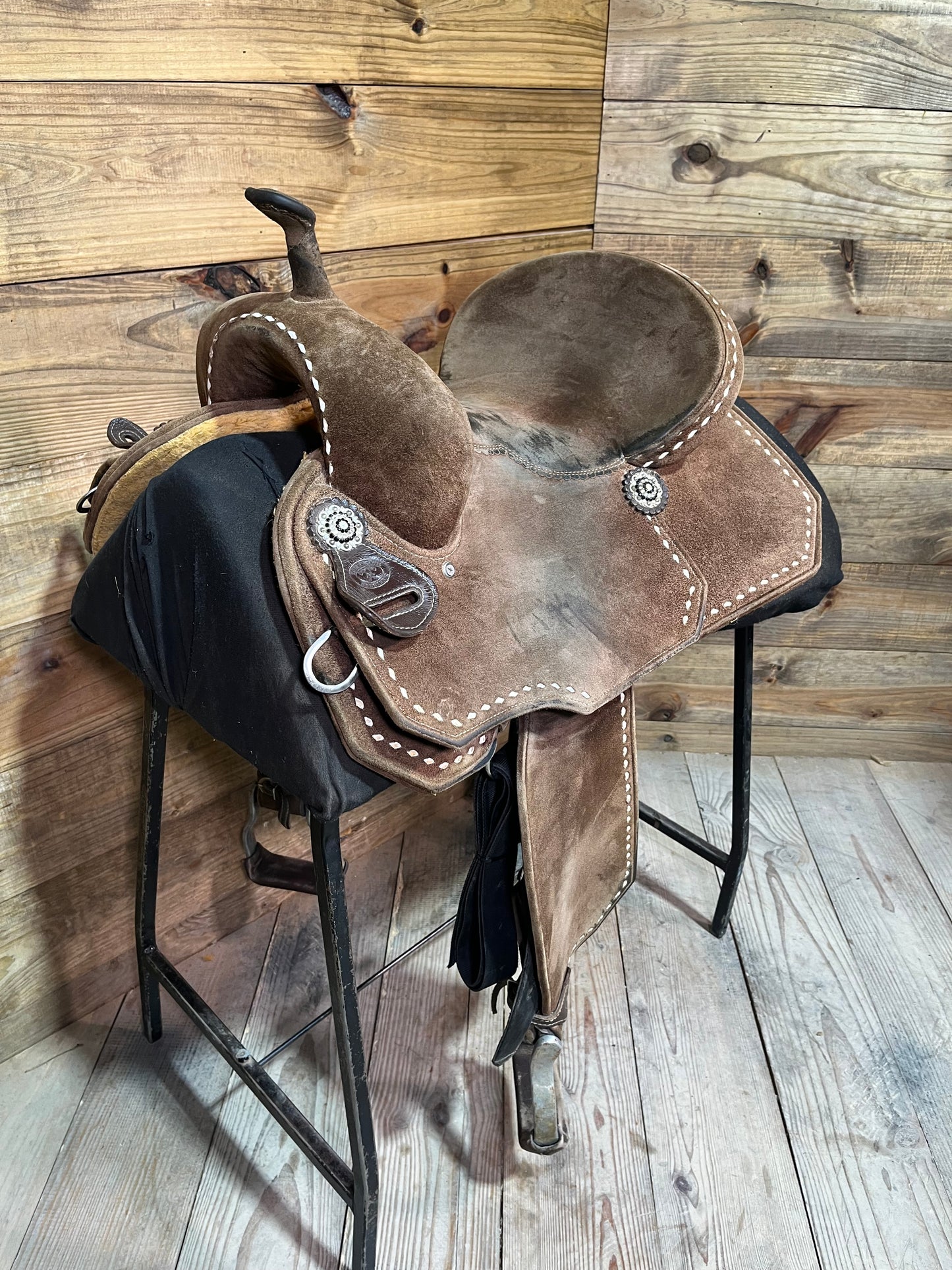 14 1/2” Tomahawk Barrel Saddle ISUSED2275