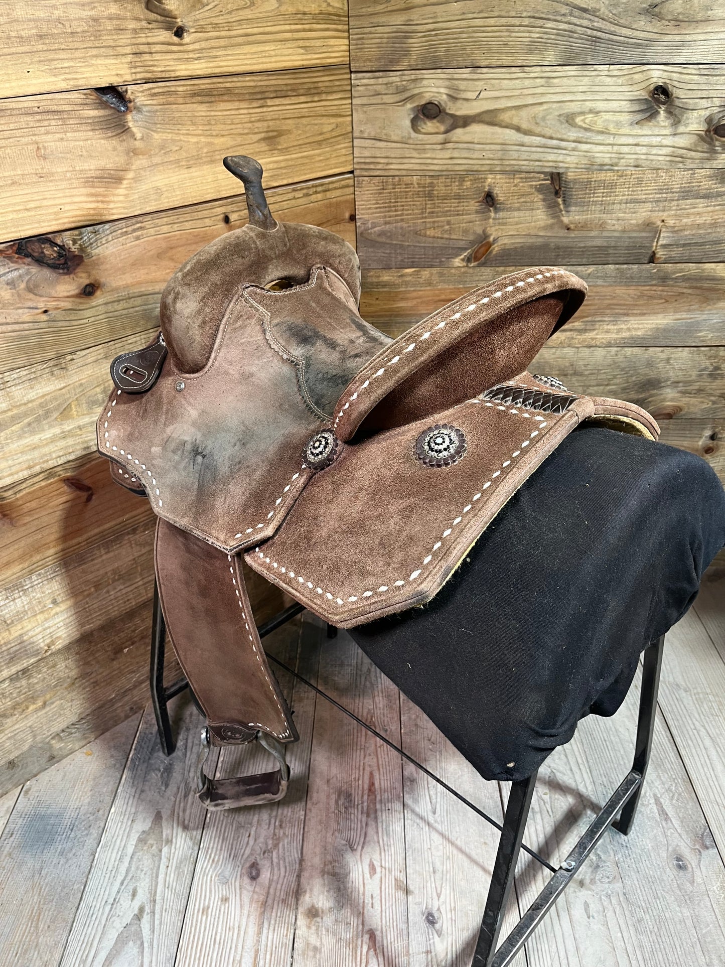 14 1/2” Tomahawk Barrel Saddle ISUSED2275